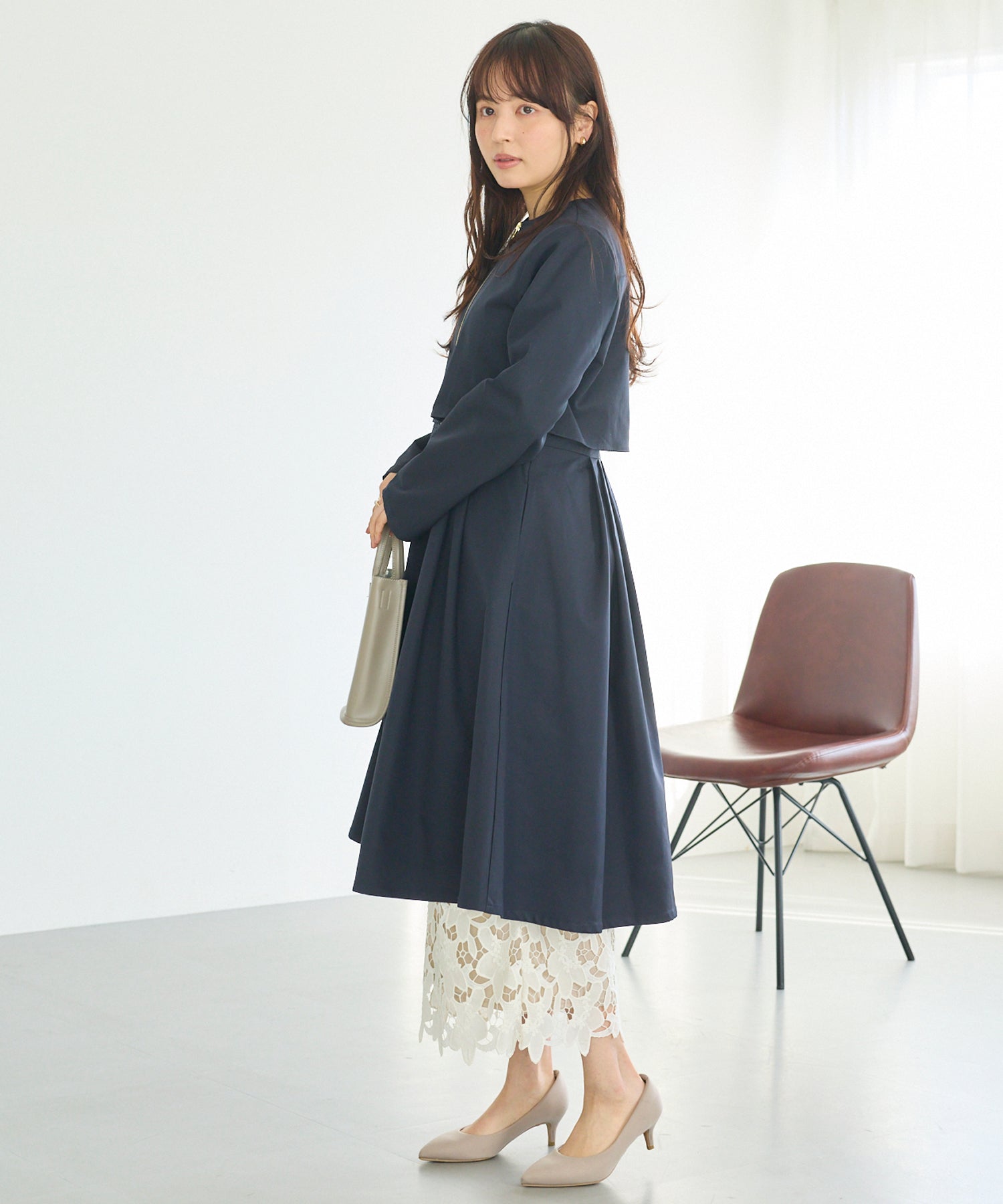 タックプリーツノーカラーコート