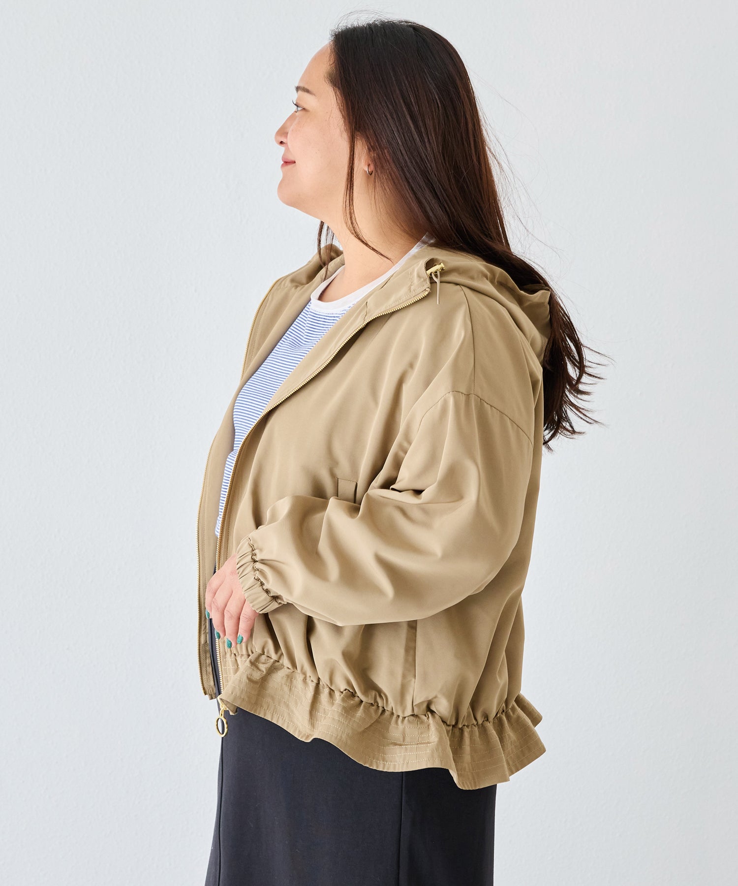 ベージュ　model:161cm 着用サイズ:3L