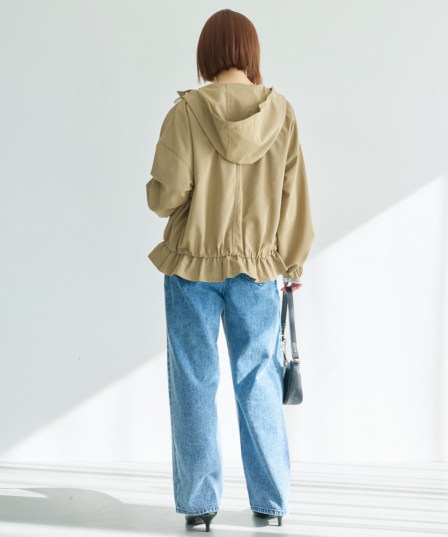 裾フレア フード付きマウンテンパーカー