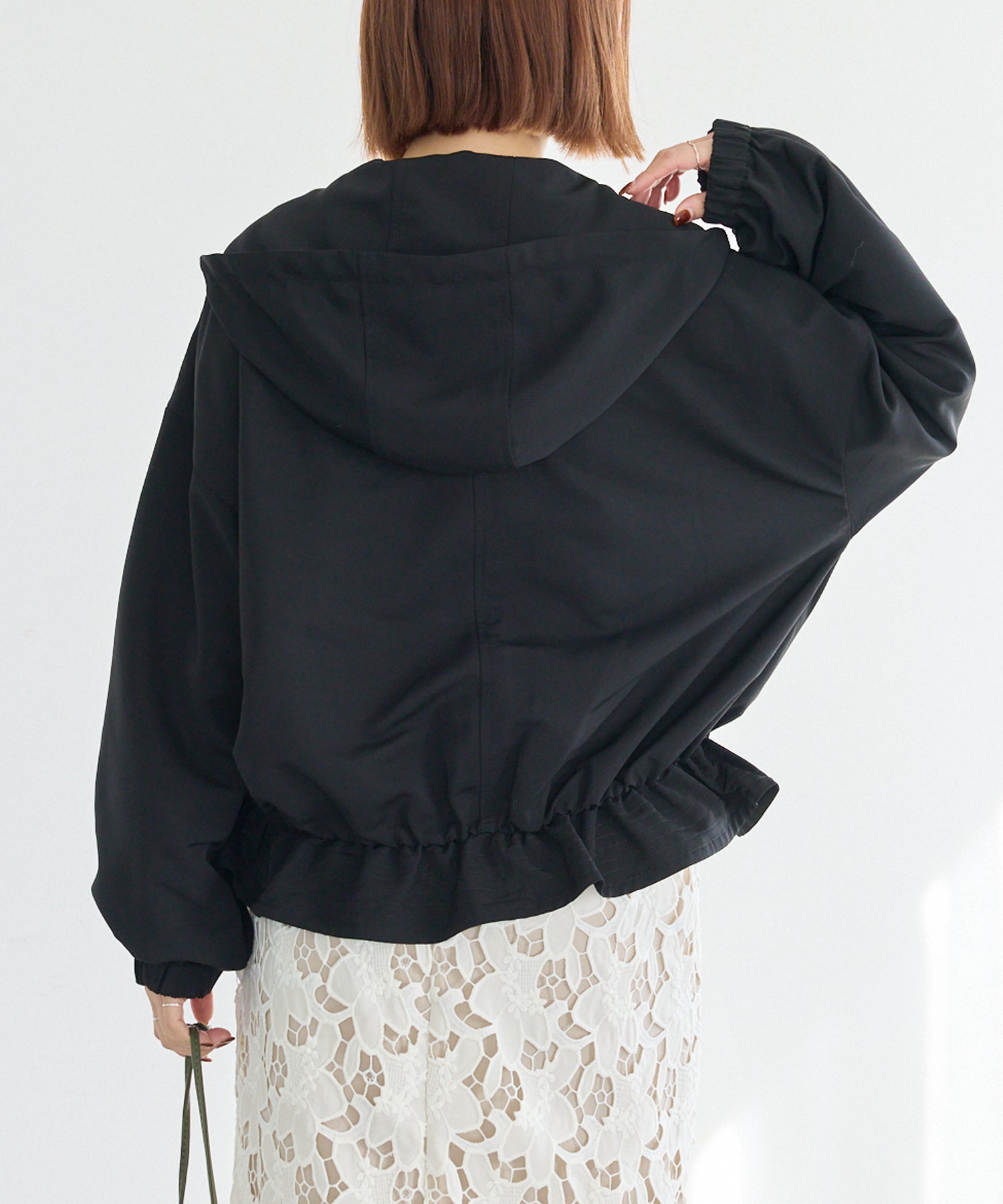 裾フレア フード付きマウンテンパーカー