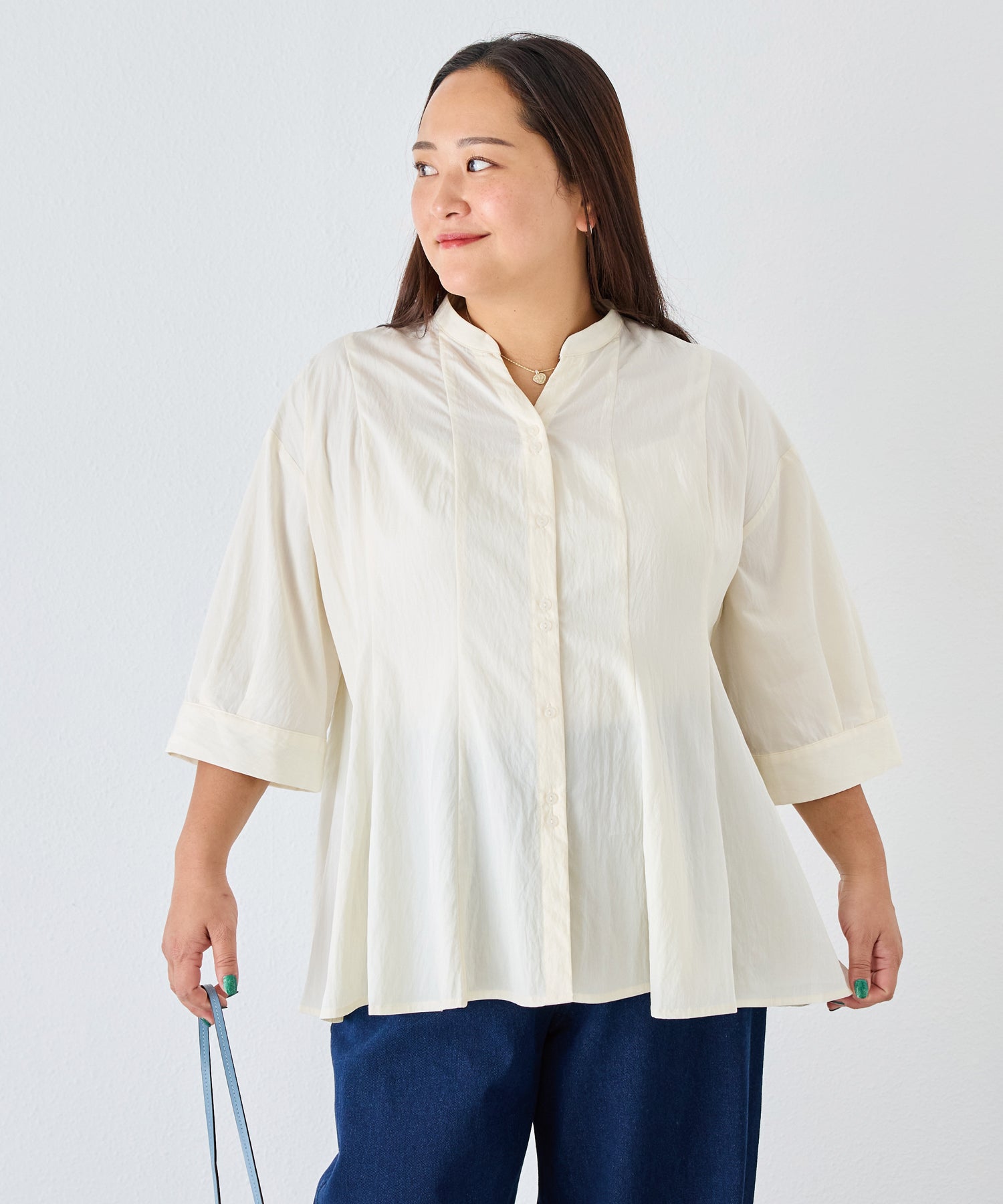 オフホワイト　model:161cm 着用サイズ:3L