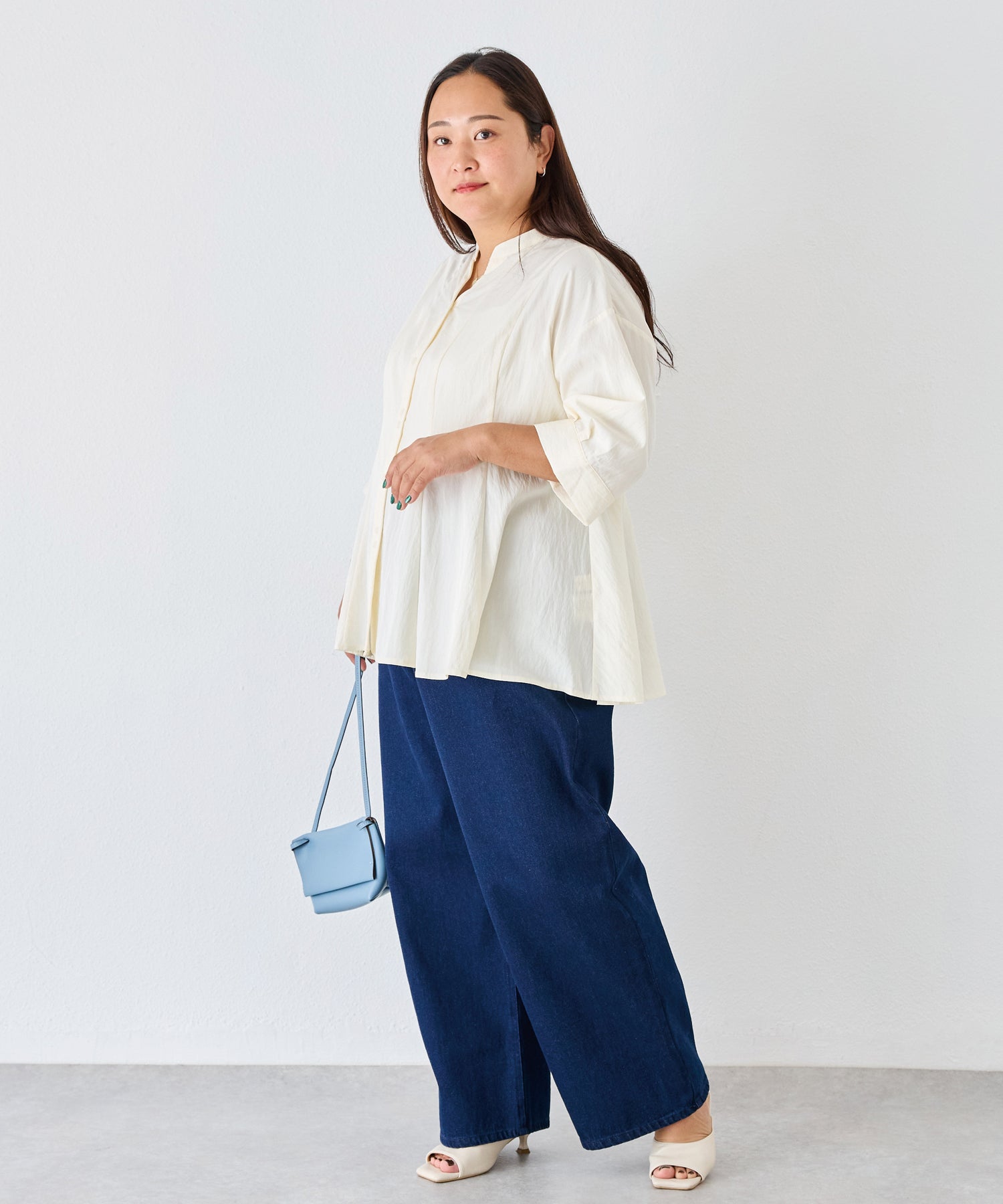 オフホワイト　model:161cm 着用サイズ:3L