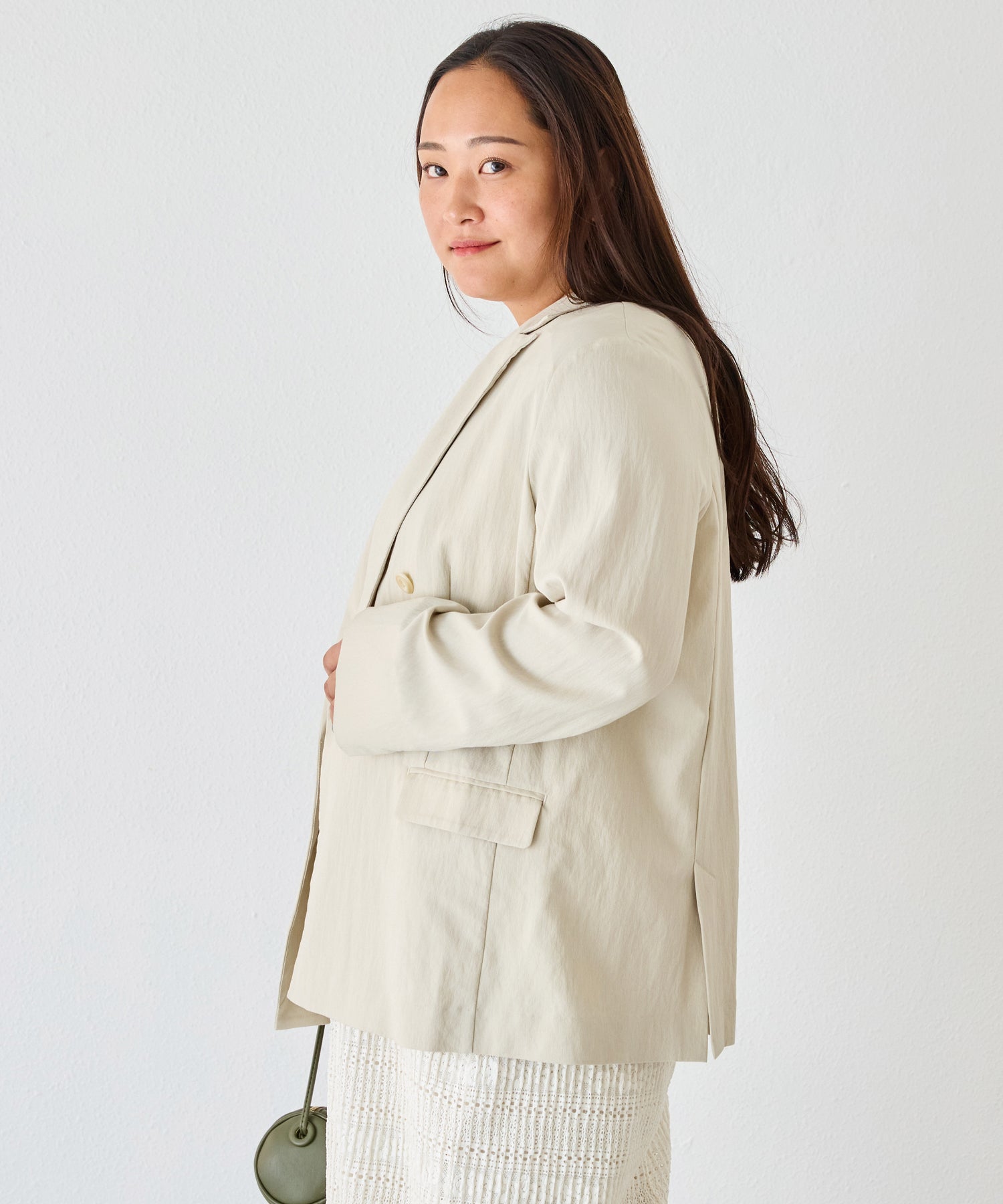 ベージュ　model:161cm 着用サイズ:3L