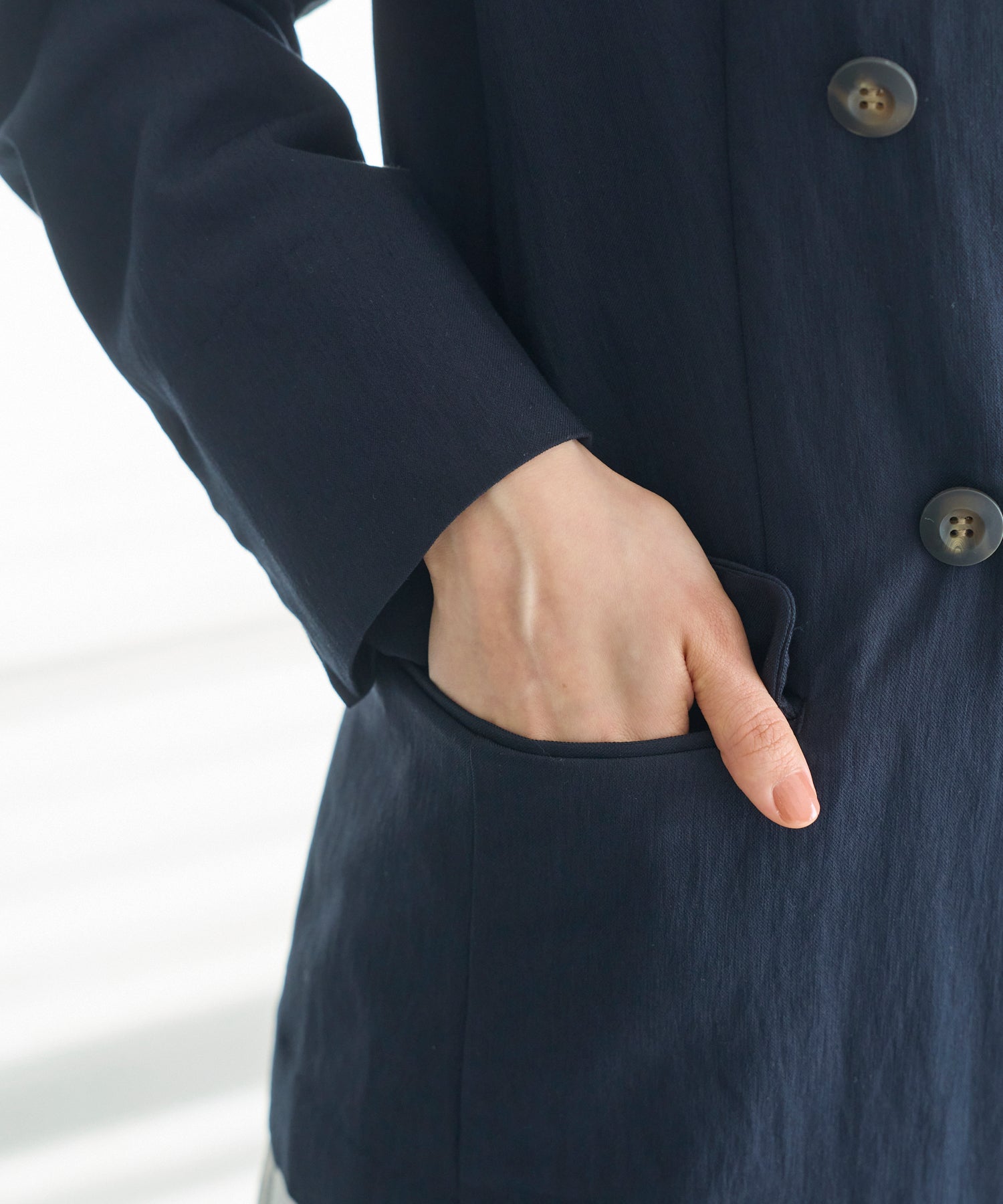 【洗える】ダブルボタンテーラードジャケット