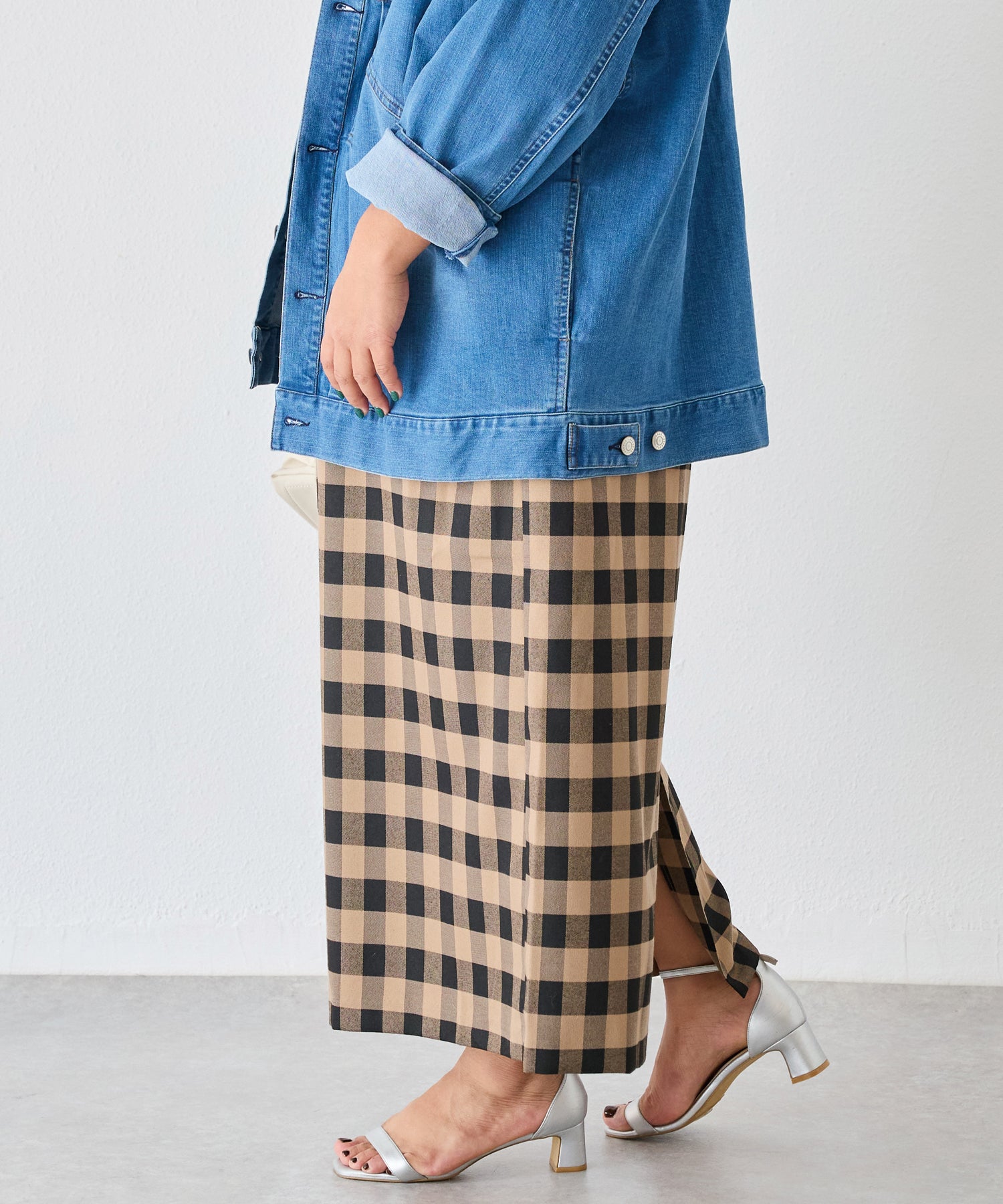 ブラウン　model:161cm 着用サイズ:3L