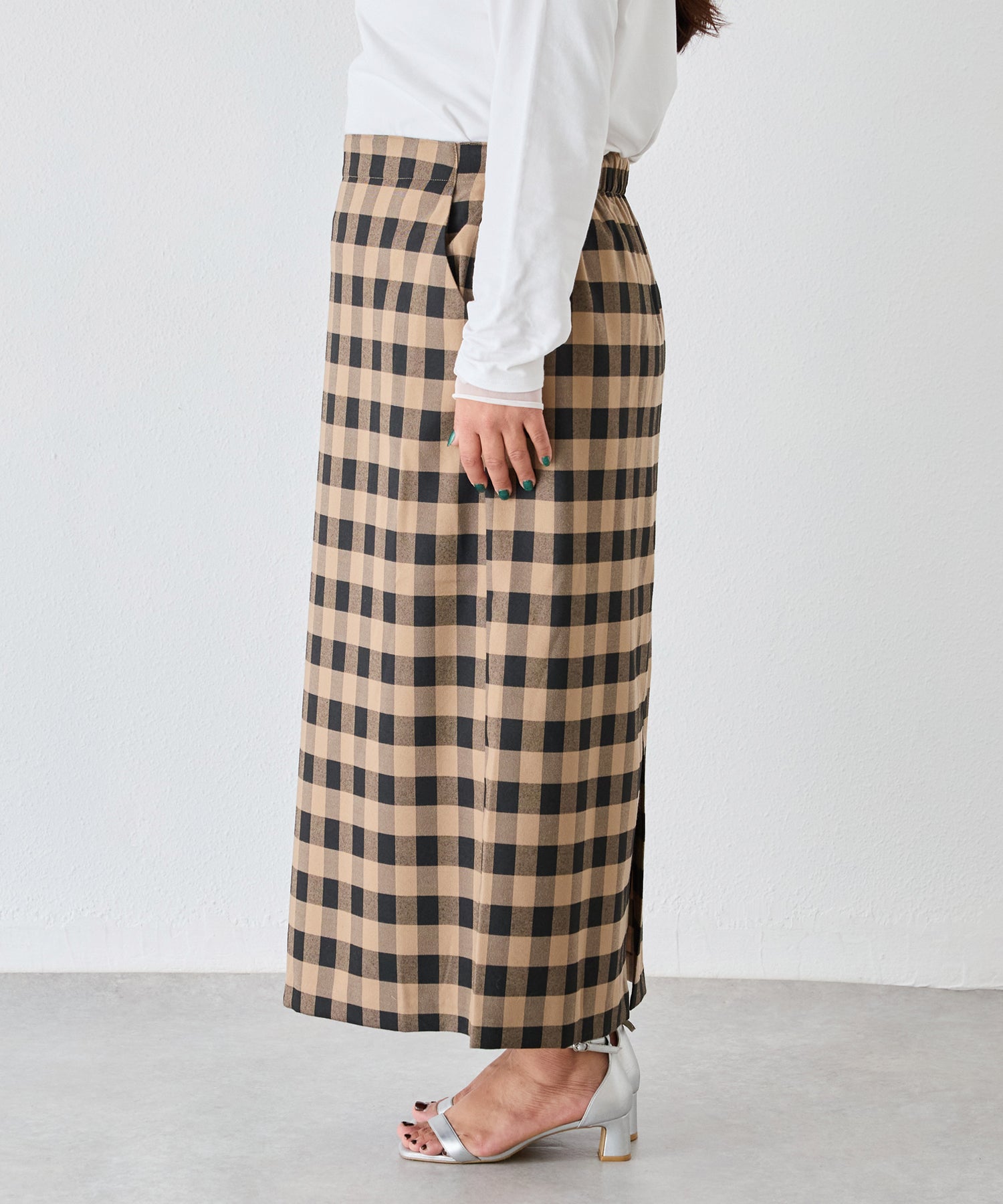 サイド　model:161cm 着用サイズ:3L