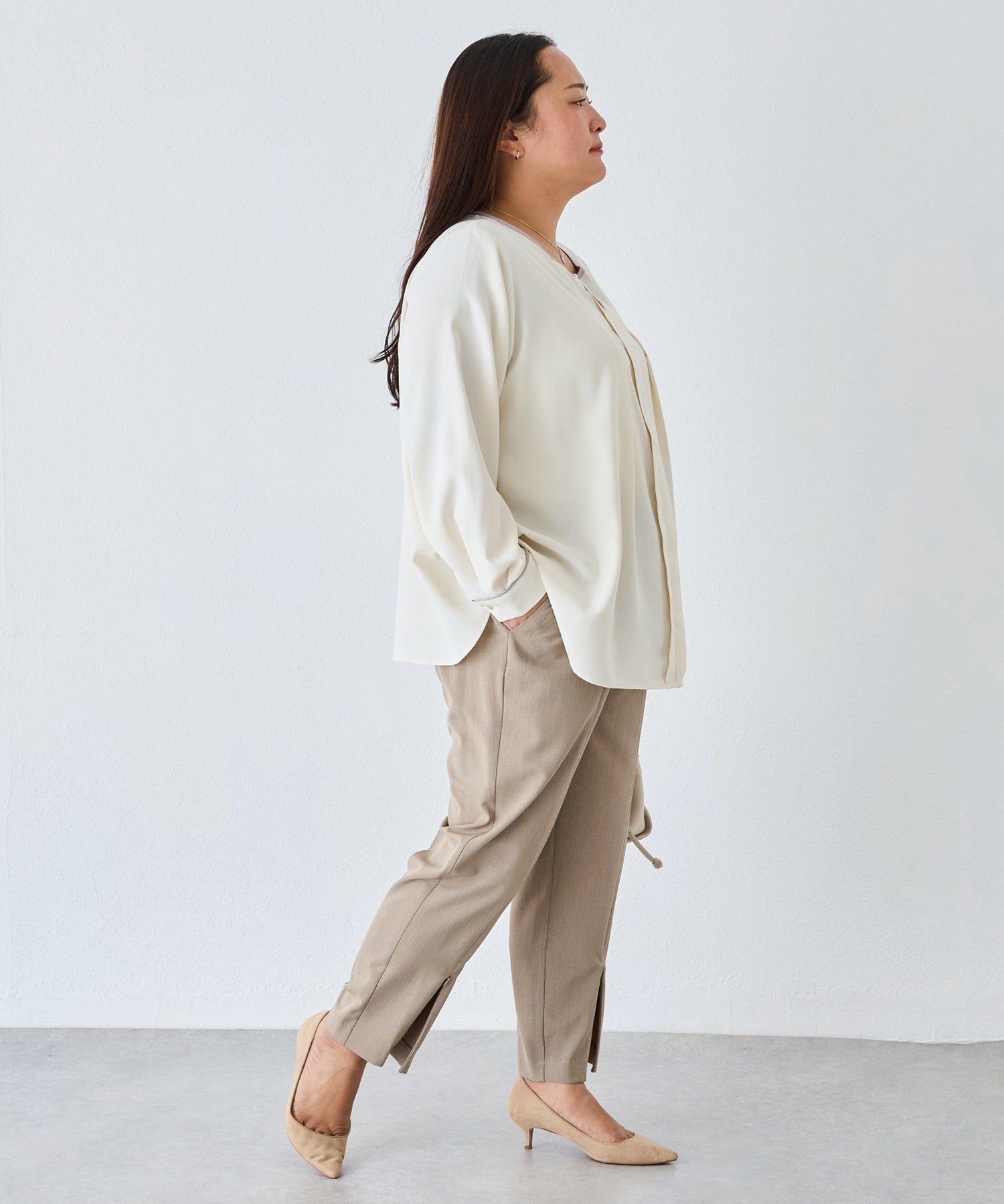 オフホワイト　model:161cm 着用サイズ:3L