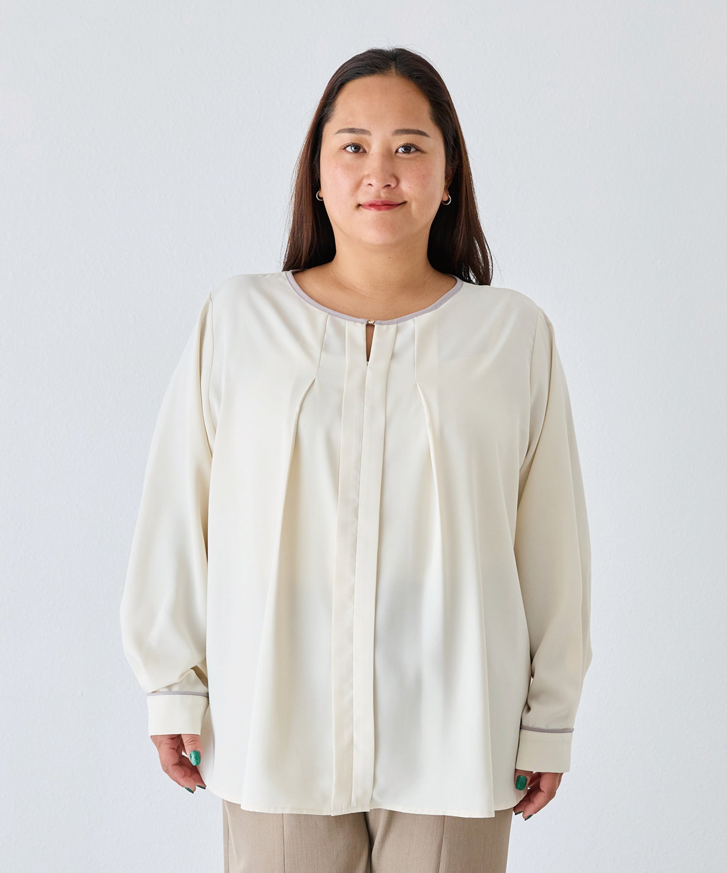 フロント　model:161cm 着用サイズ:3L