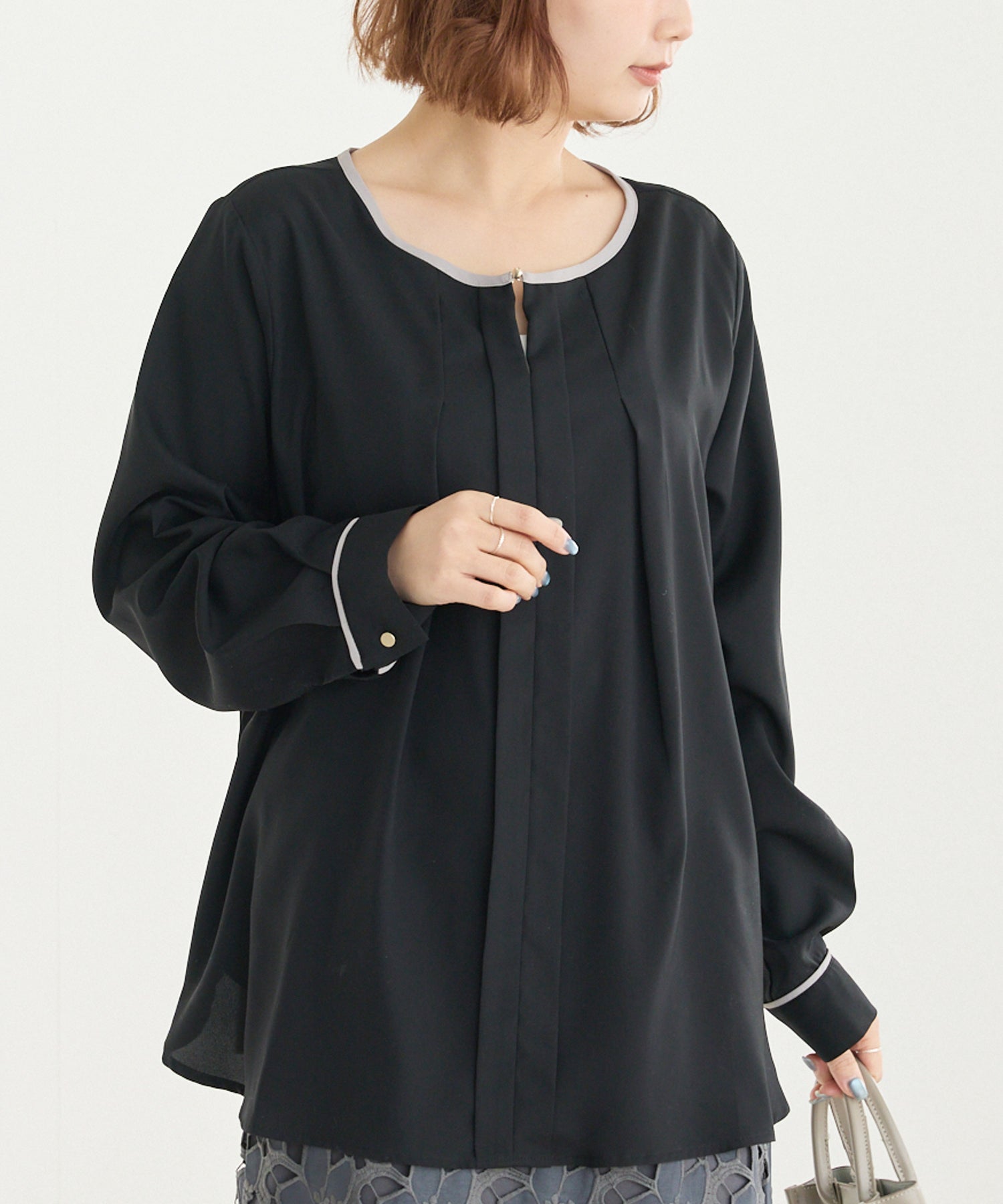 【洗える】パイピング配色ブラウス