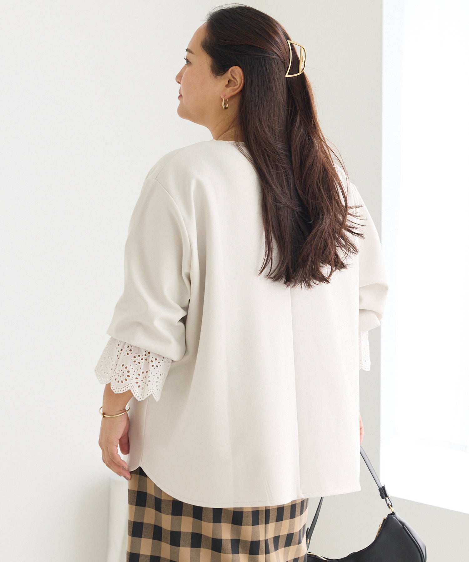 オフホワイト　model:161cm 着用サイズ:3L