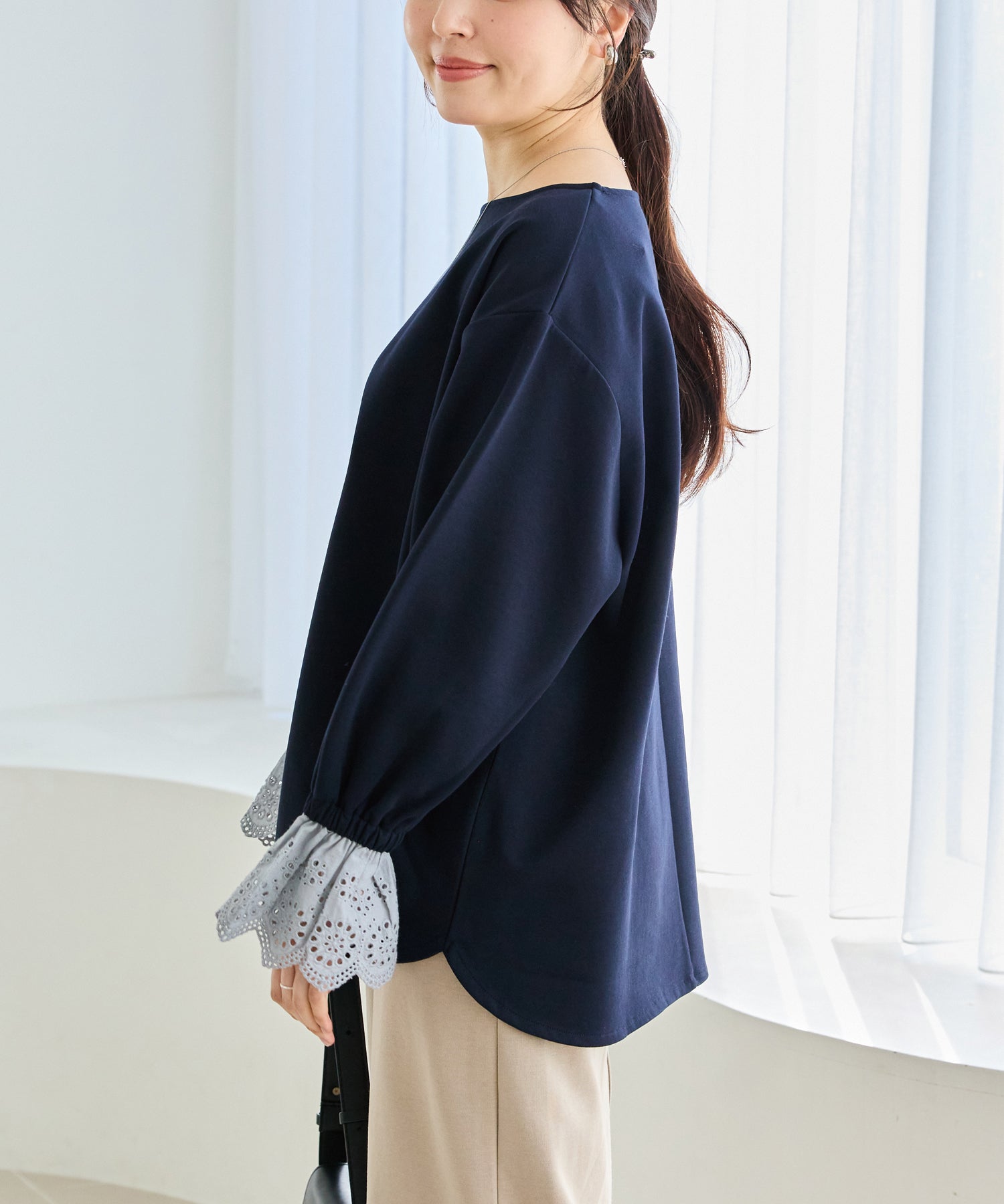 【洗える】袖レース配色ポンチプルオーバー