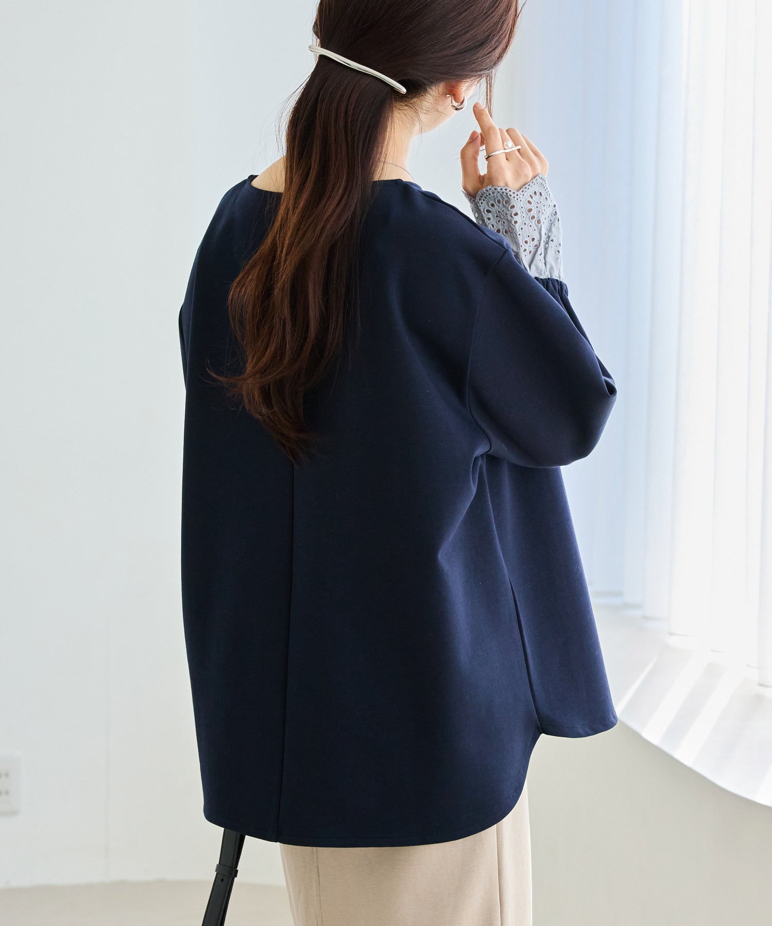 【洗える】袖レース配色ポンチプルオーバー