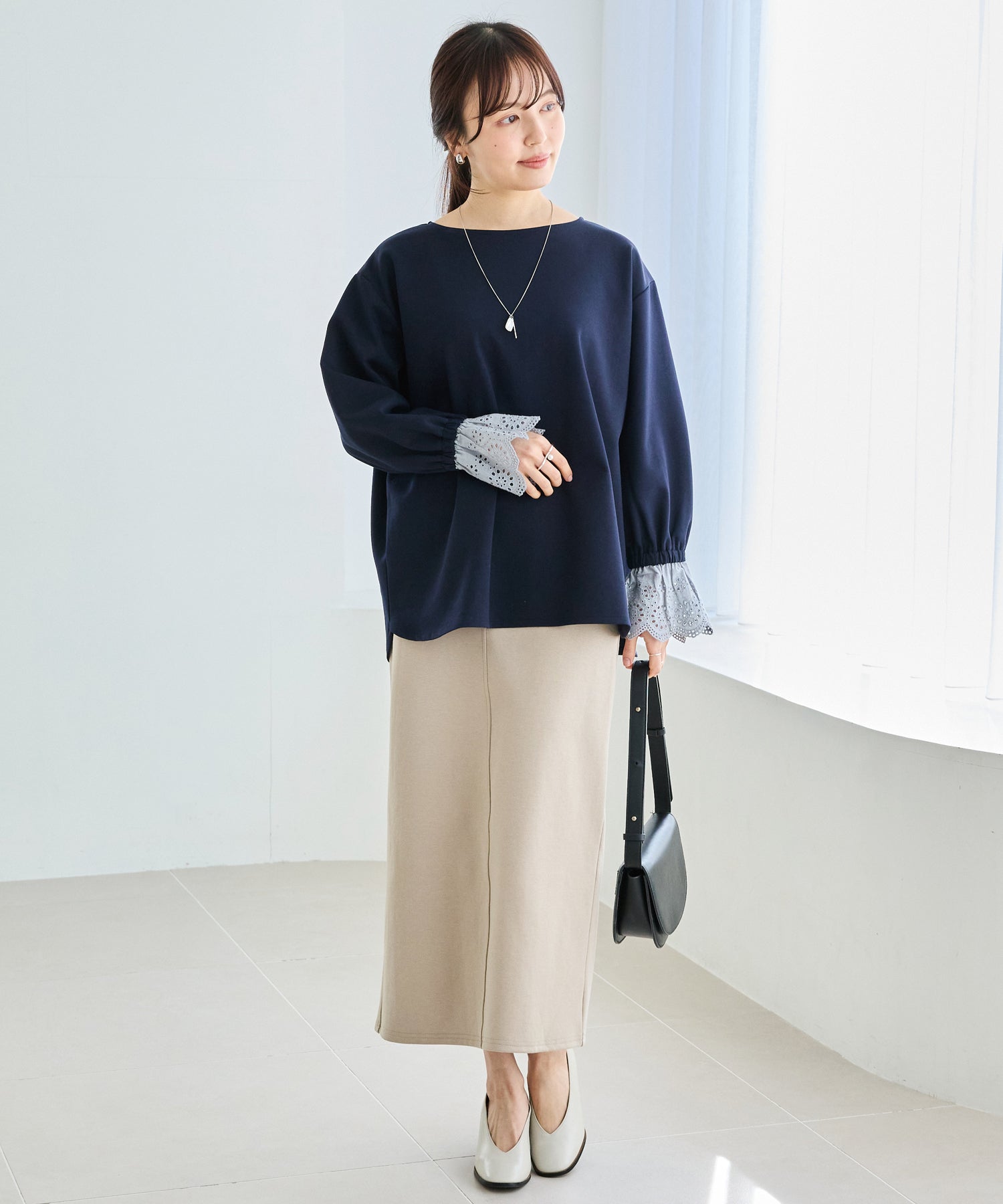 【洗える】袖レース配色ポンチプルオーバー