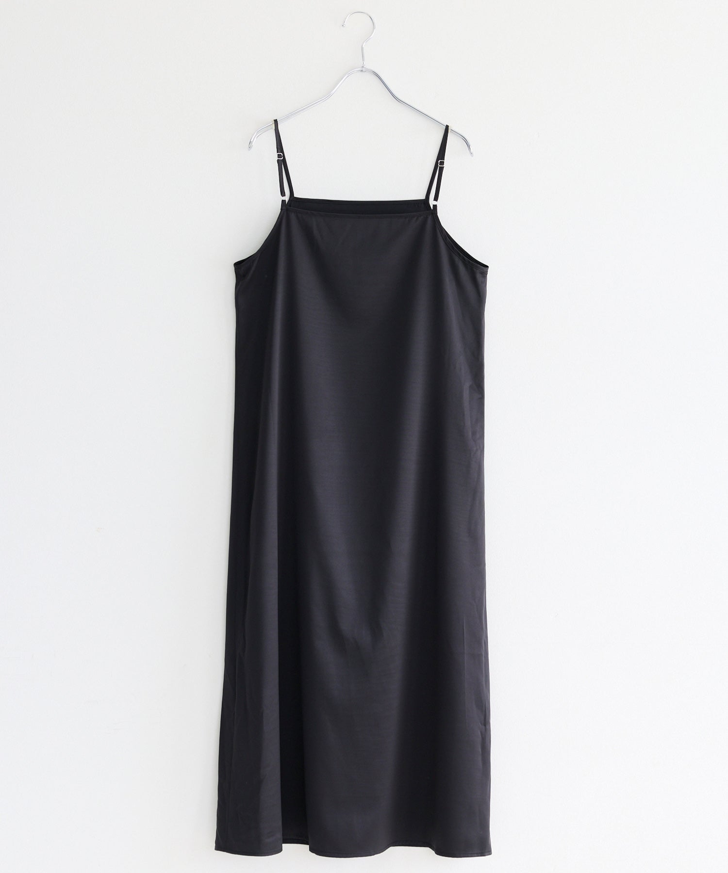 インナーキャミ付き:肩紐調節可能