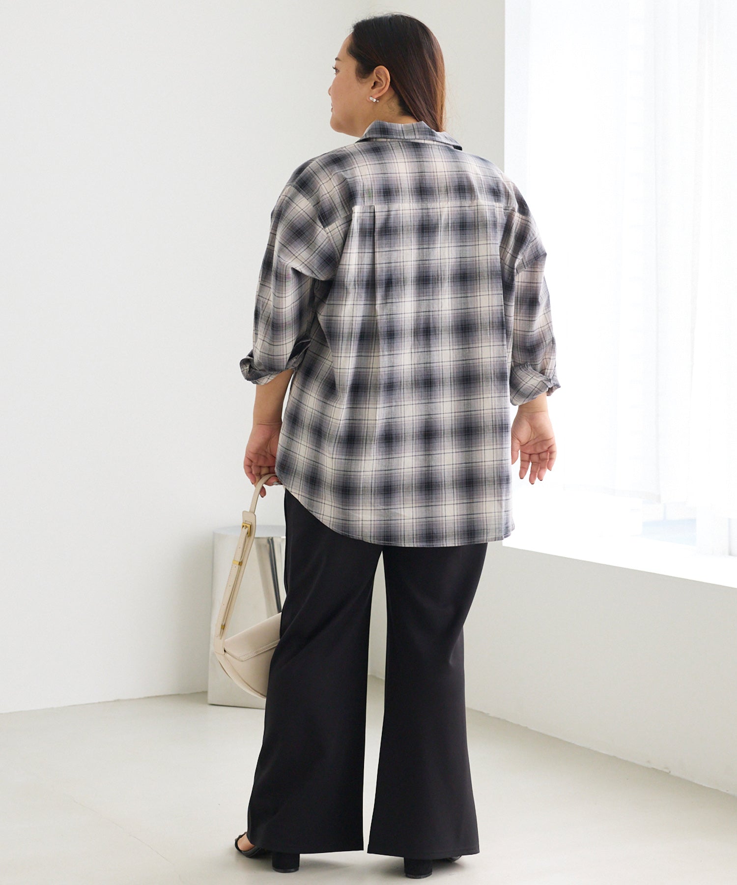 ブラック　model:161cm 着用サイズ:3L