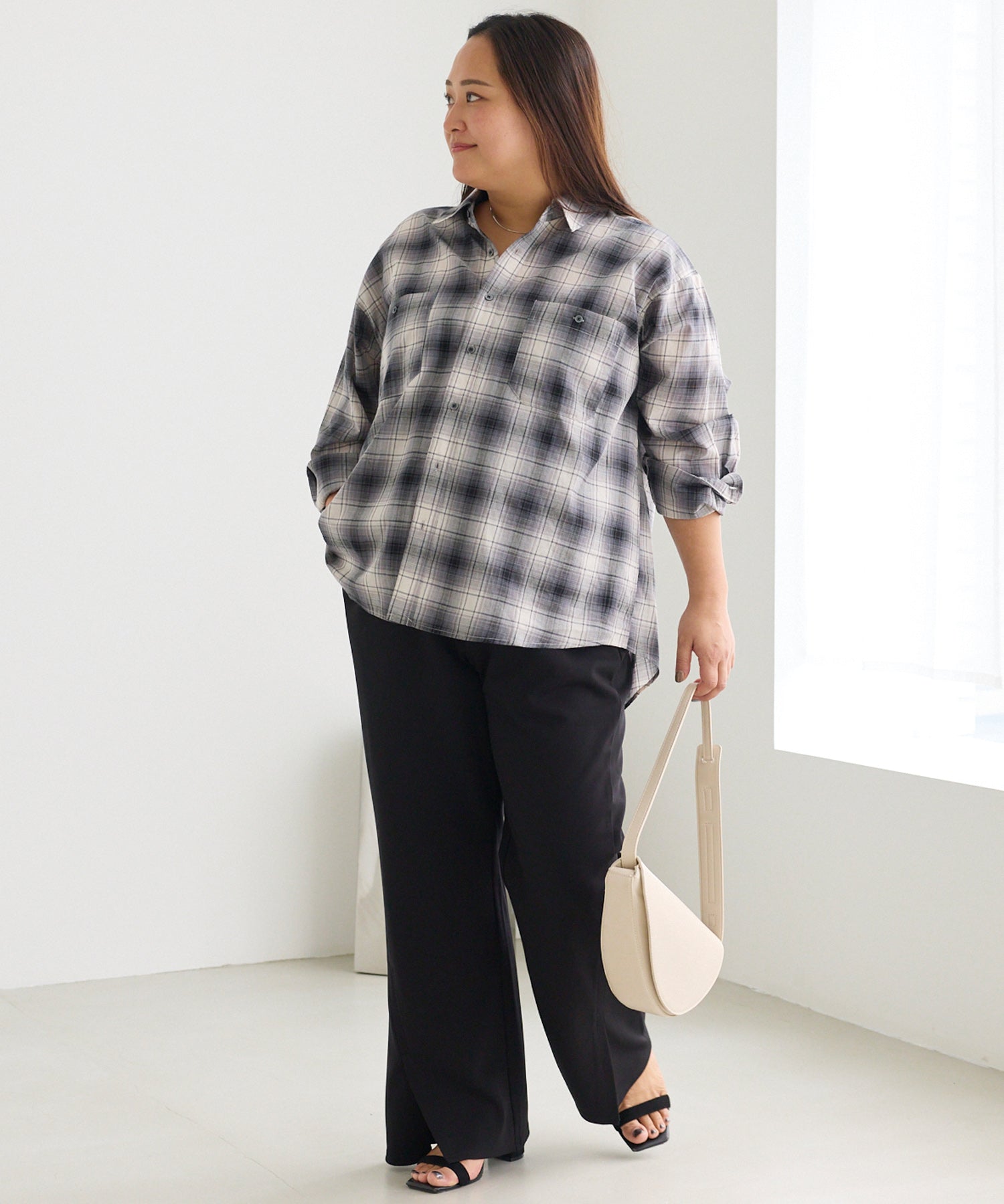 ブラック　model:161cm 着用サイズ:3L