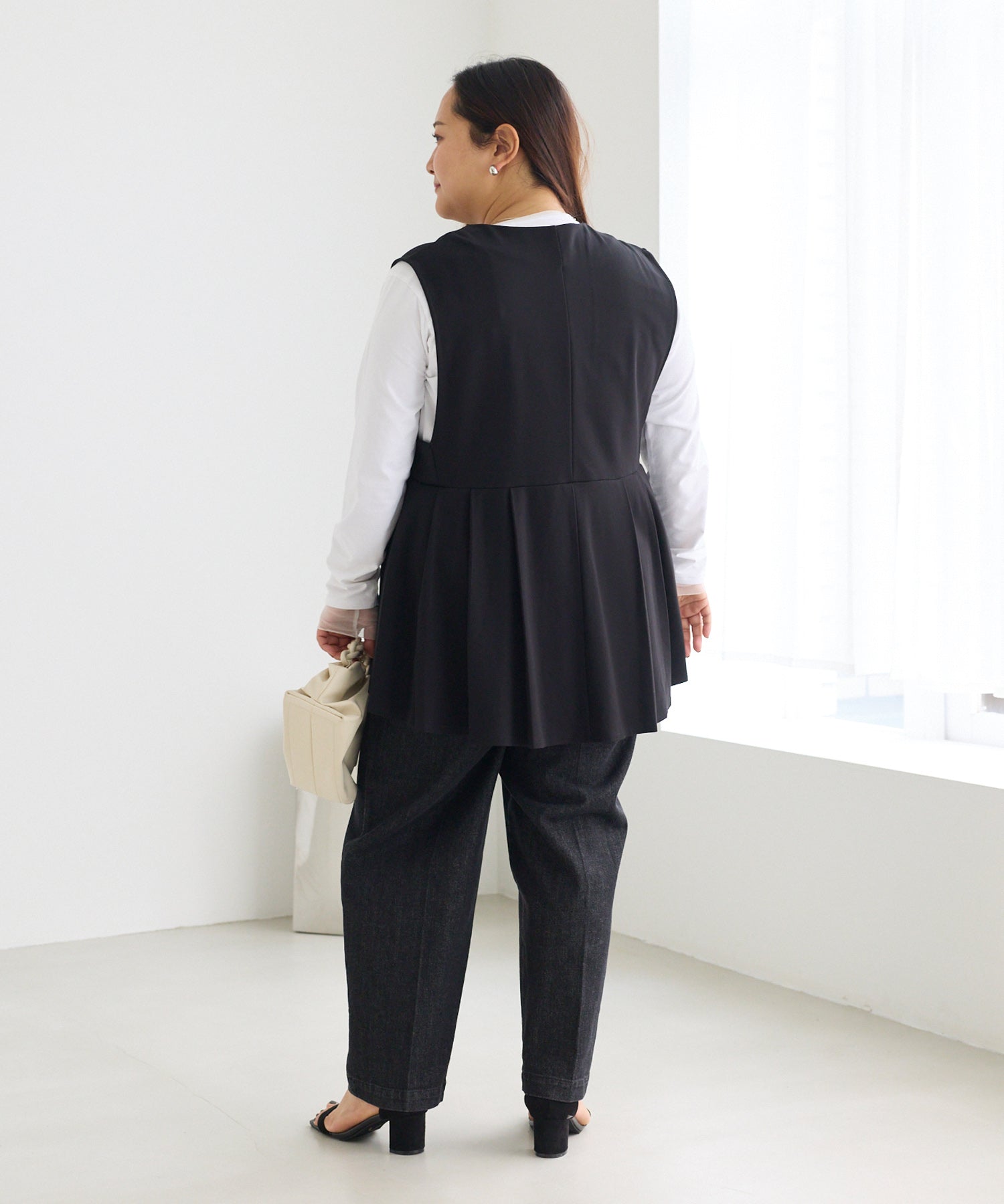 ブラック　model:161cm 着用サイズ:3L