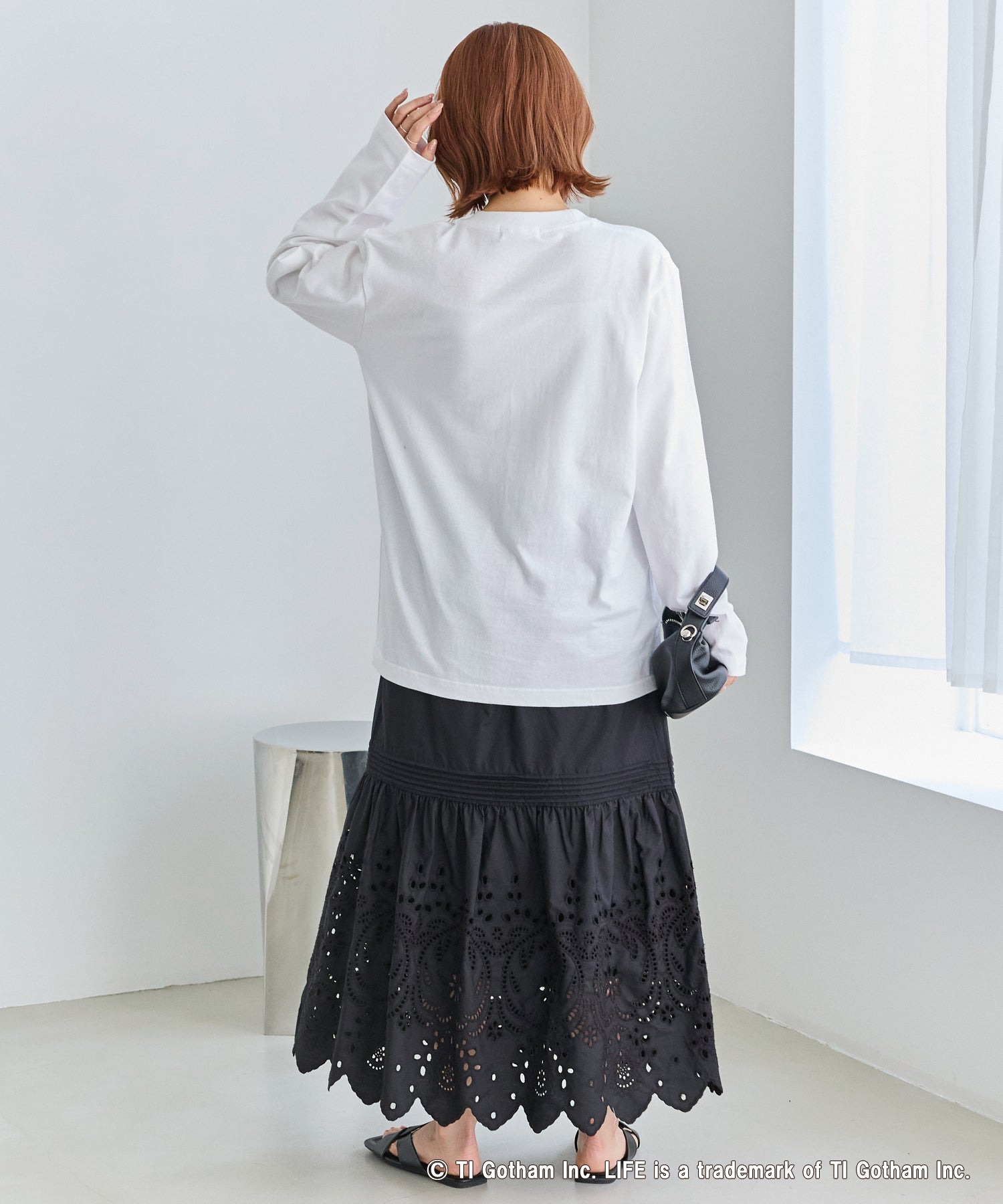 刺繍レースフレアスカート