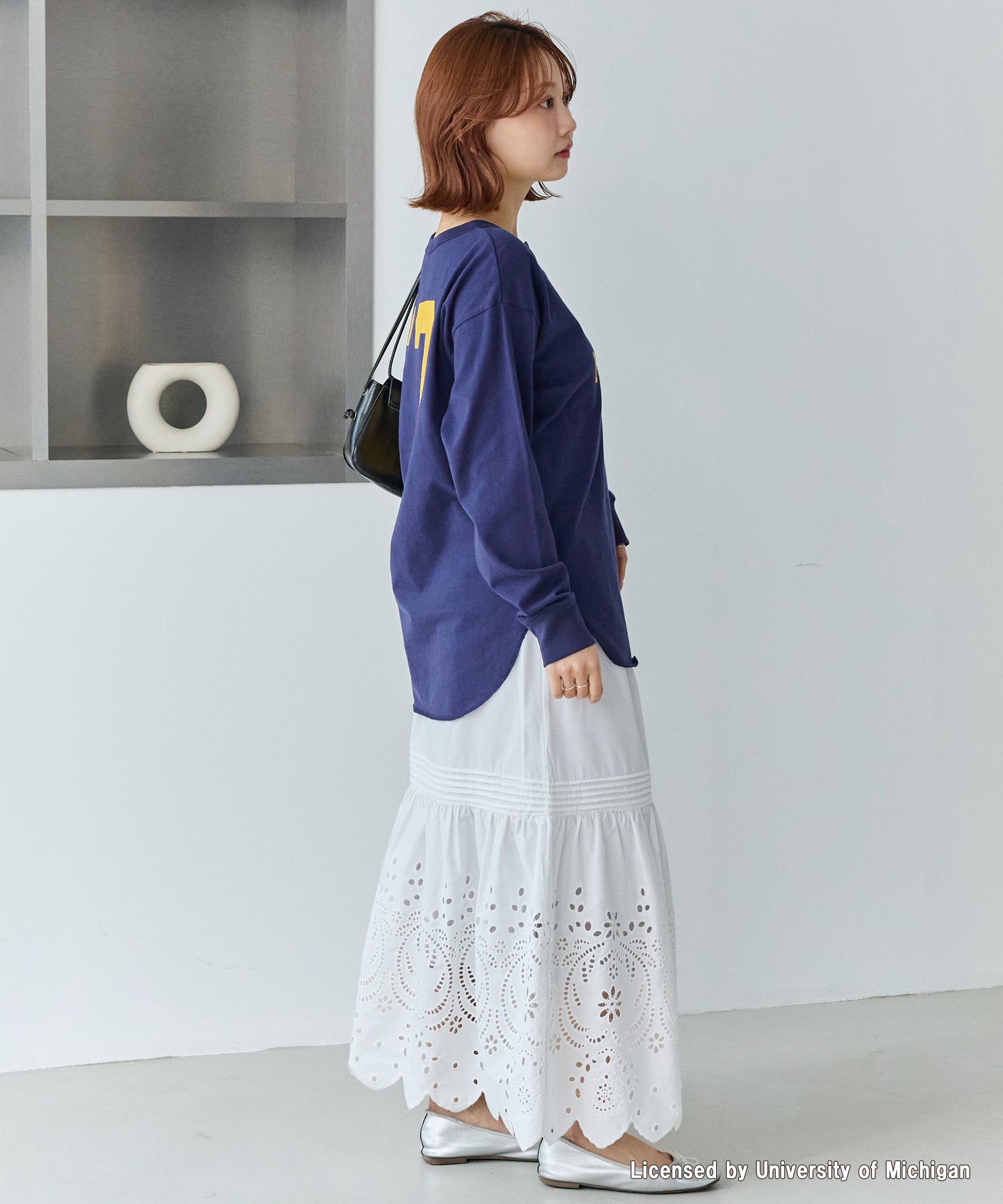 刺繍レースフレアスカート