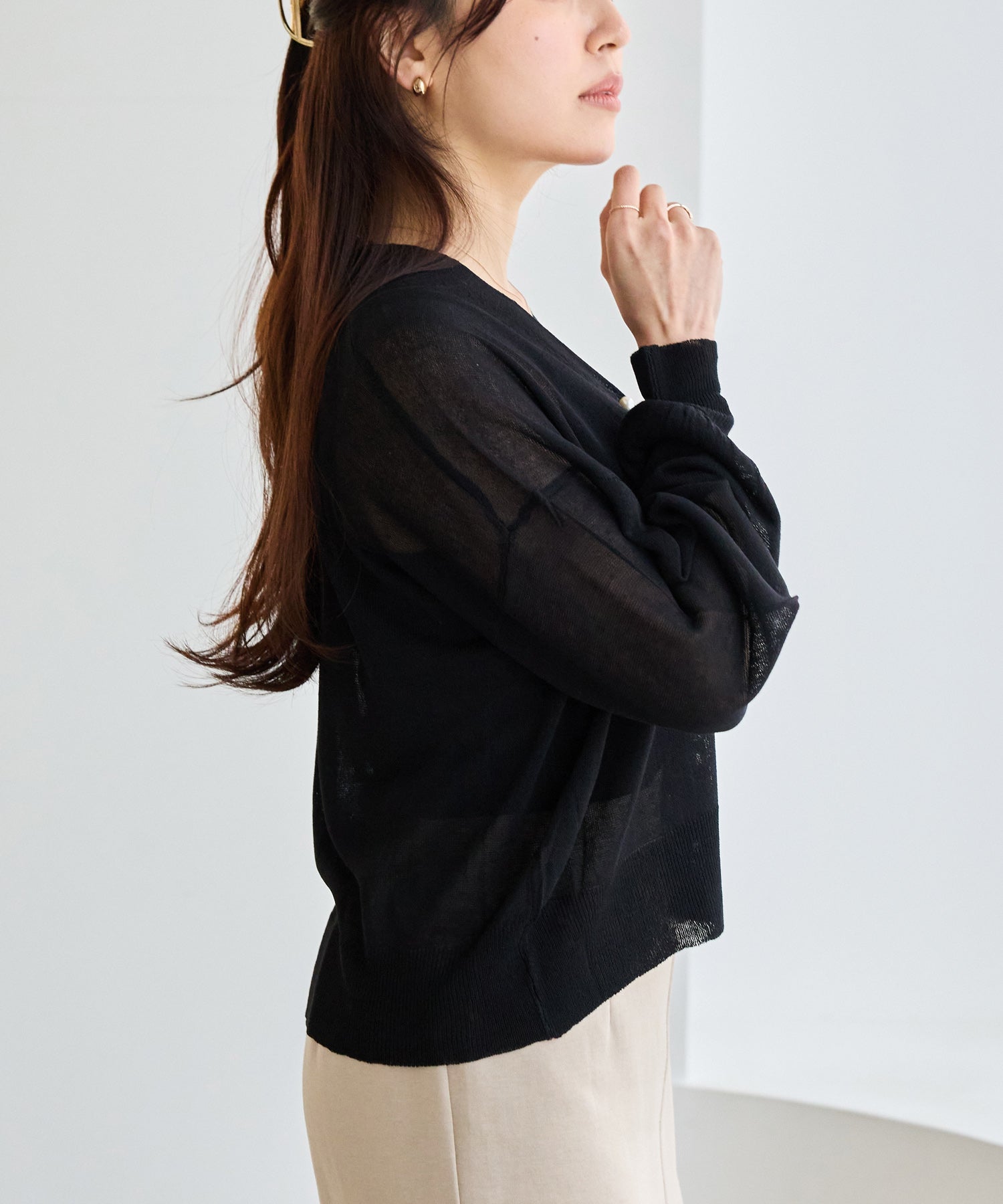 【洗える】ダブルパール釦シアーニットカーディガン