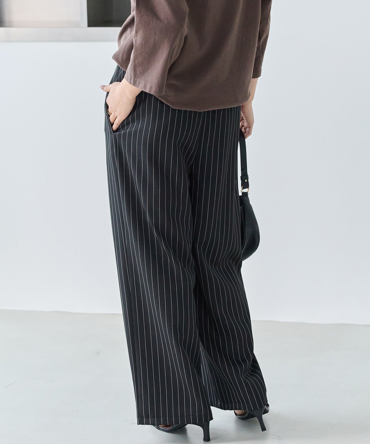 【洗える】ウエストシャーリングピンストライプパンツ
