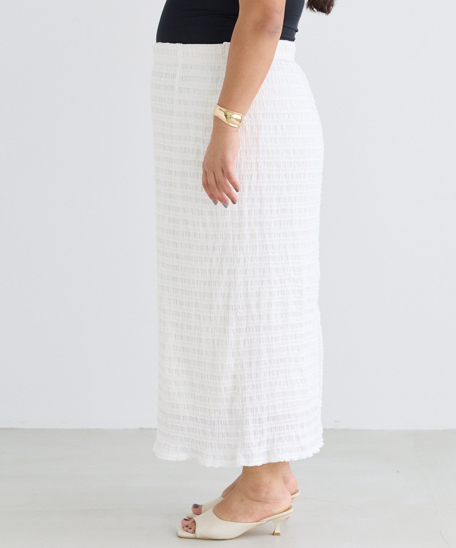 サイド　model:161cm 着用サイズ:3L