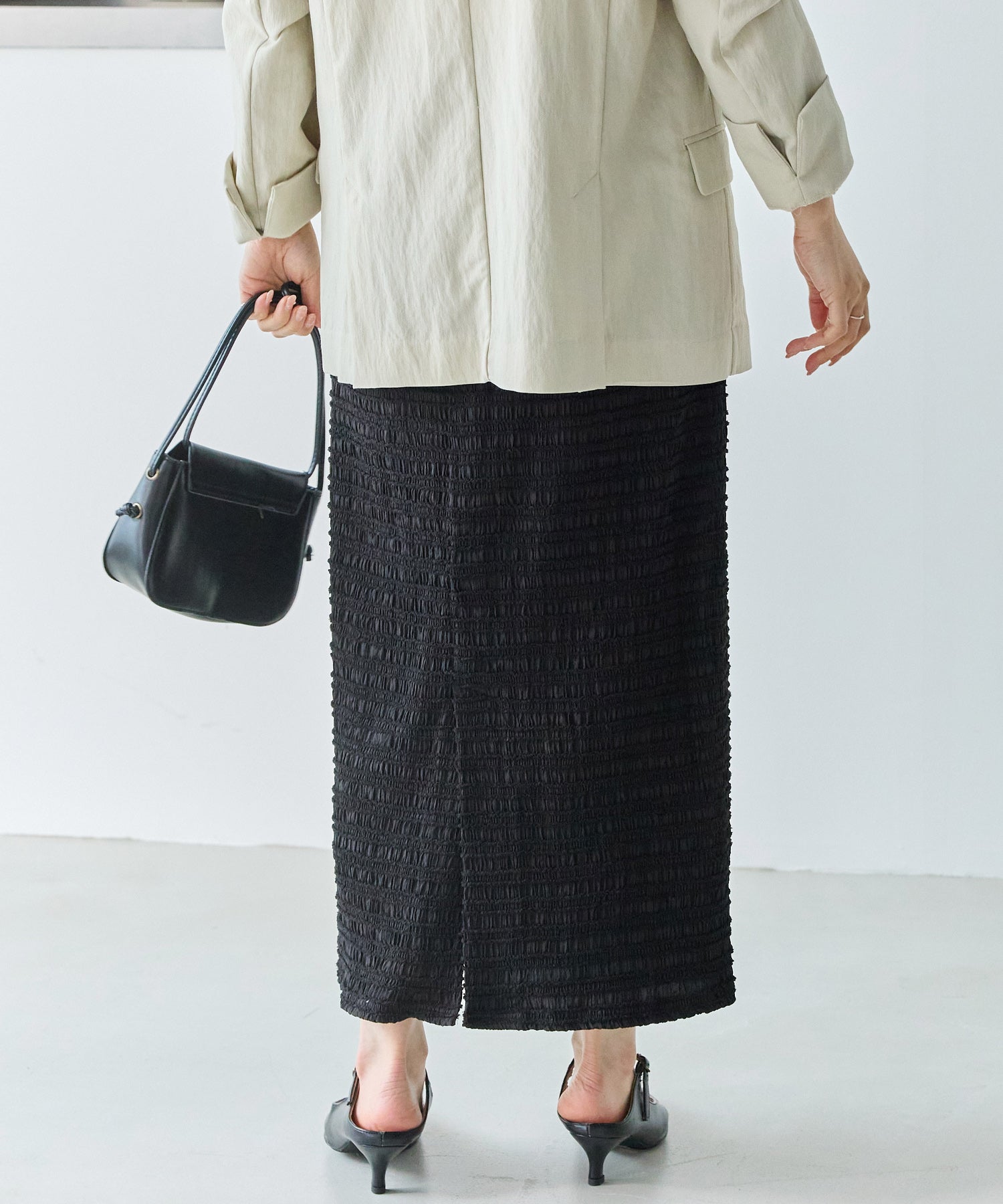 ジャガードシャーリングナロースカート