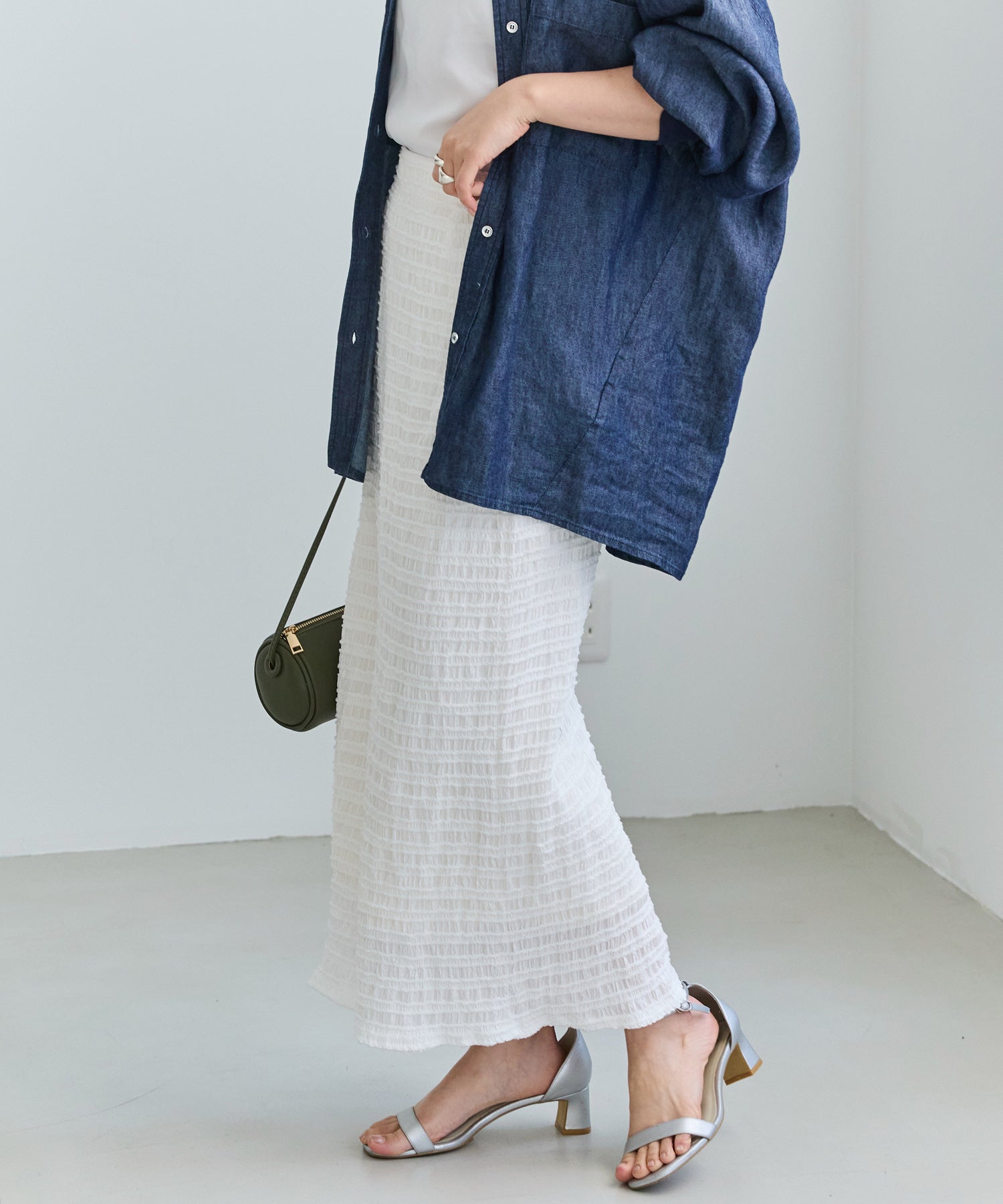 ジャガードシャーリングナロースカート