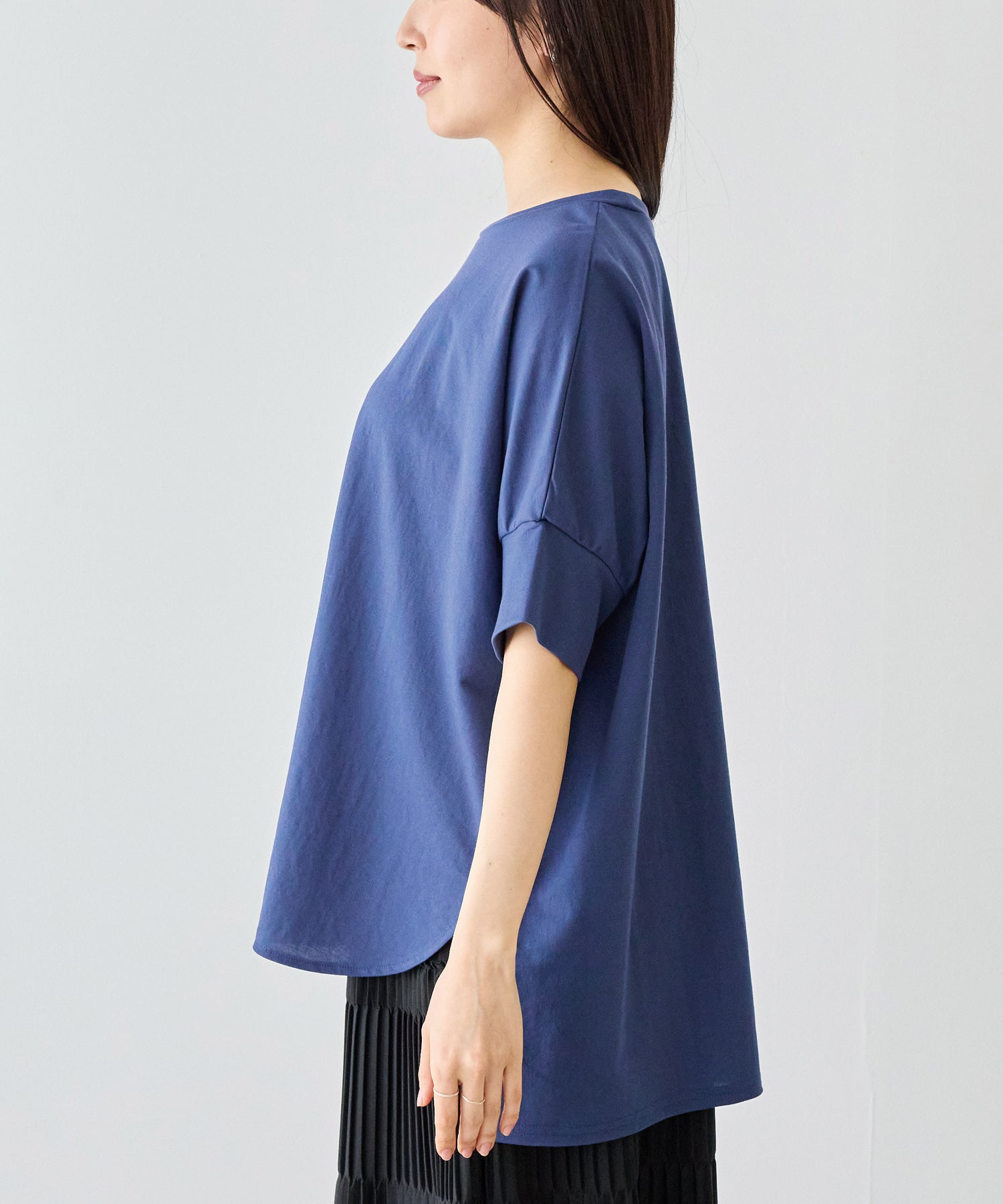 サイド　model:163cm 着用サイズ:M