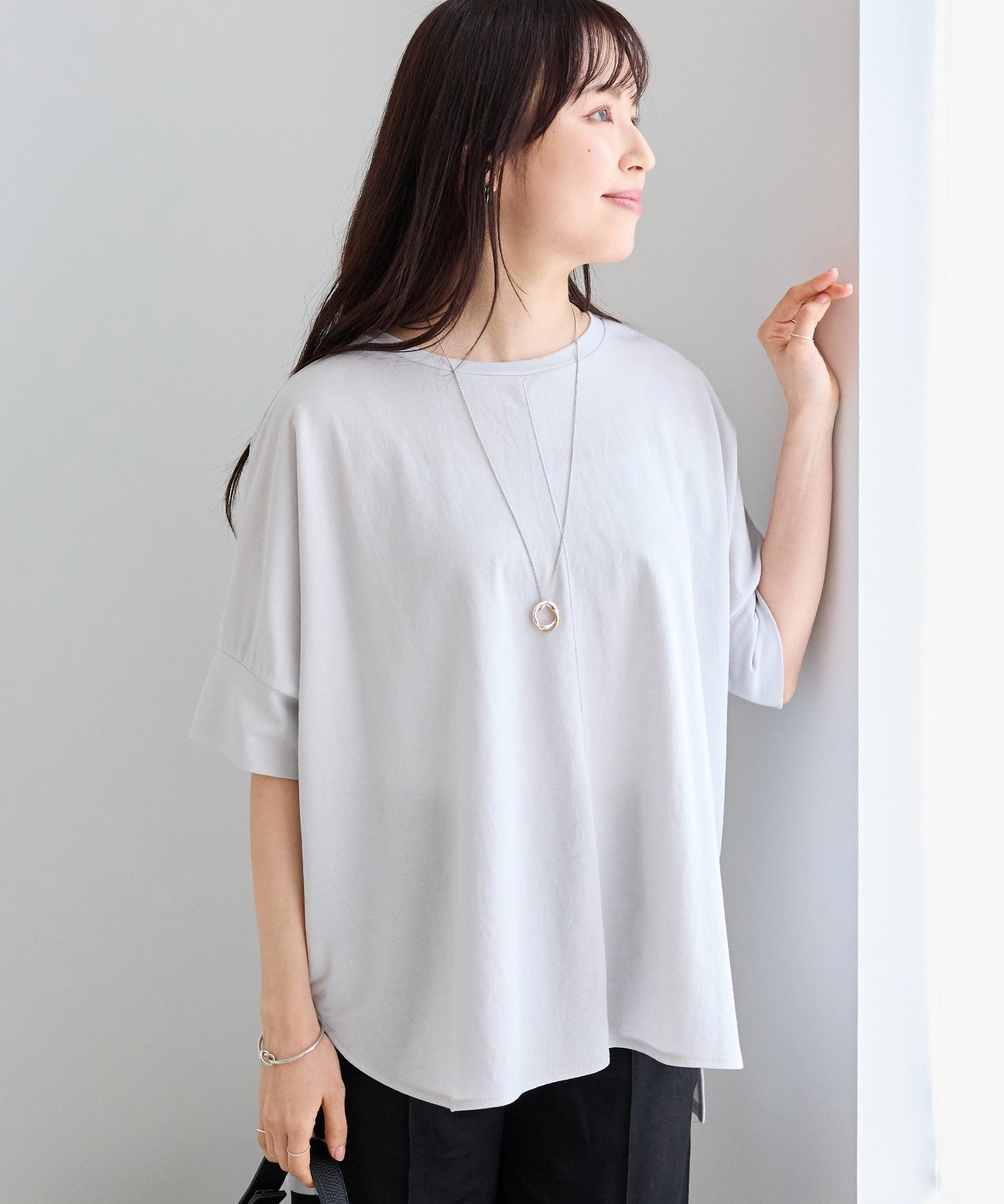 グレー　model:163cm 着用サイズ:M