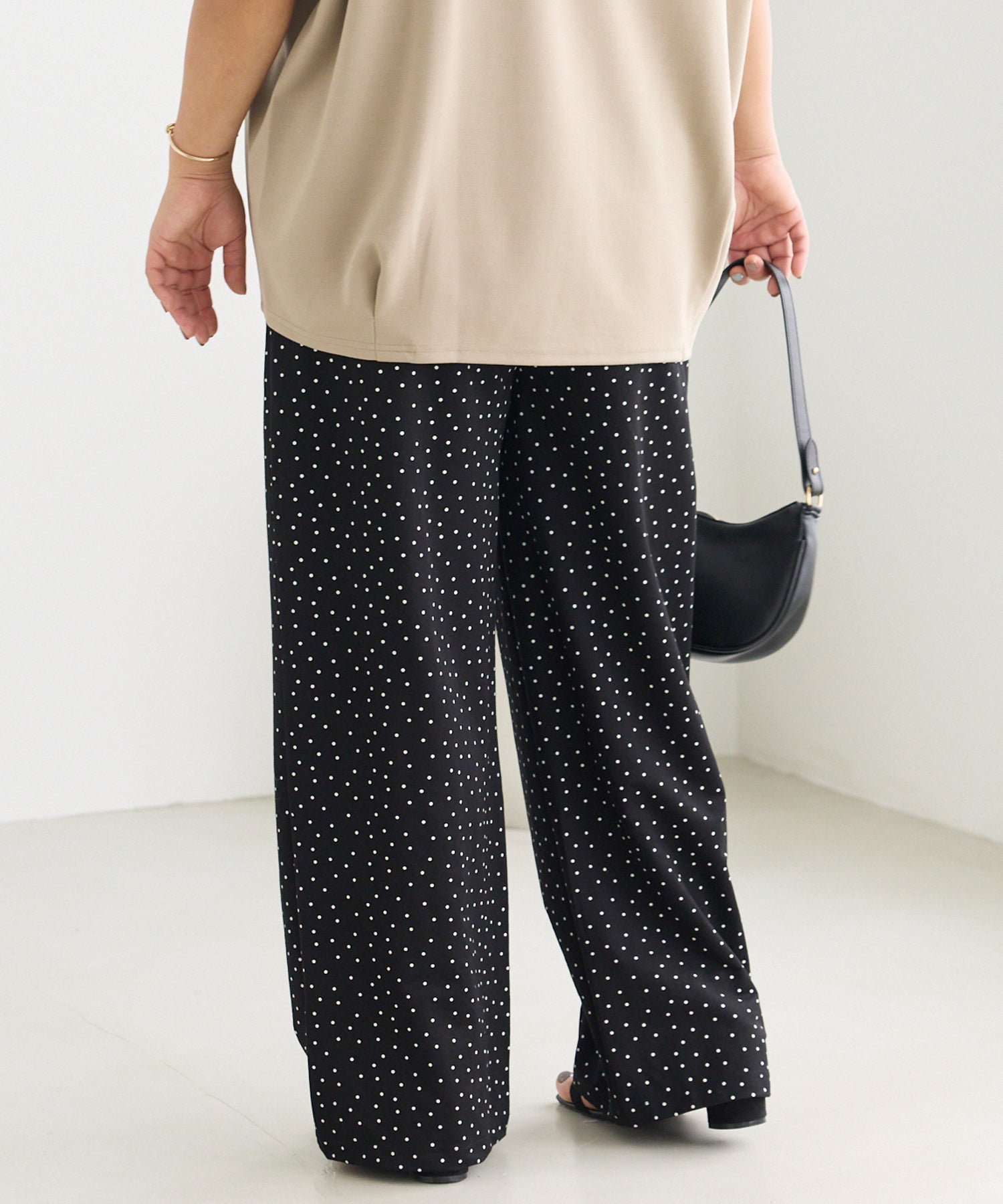 ドットA　model:161cm 着用サイズ:3L