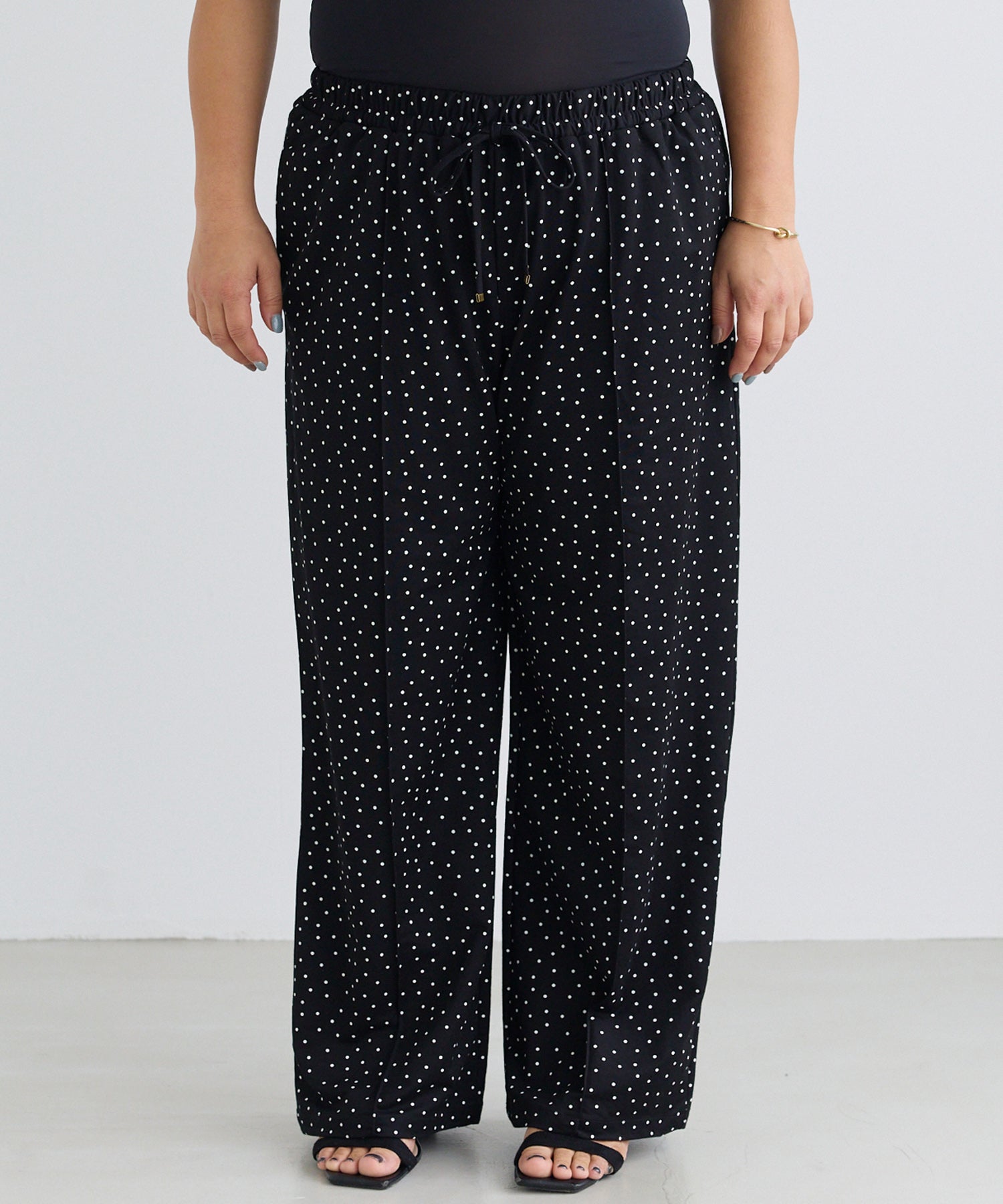 フロント　model:161cm 着用サイズ:3L