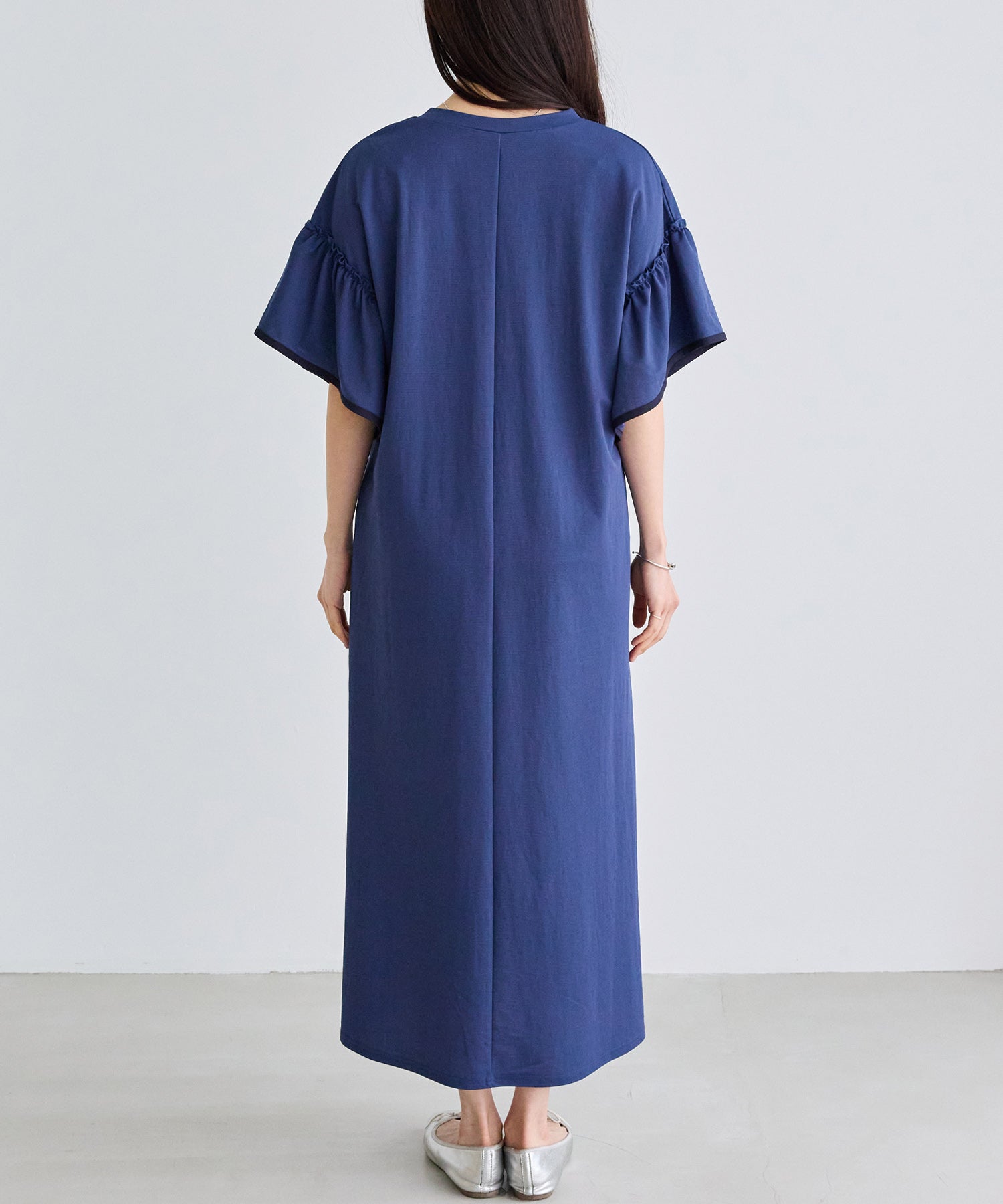 バック　model:163cm 着用サイズ:M