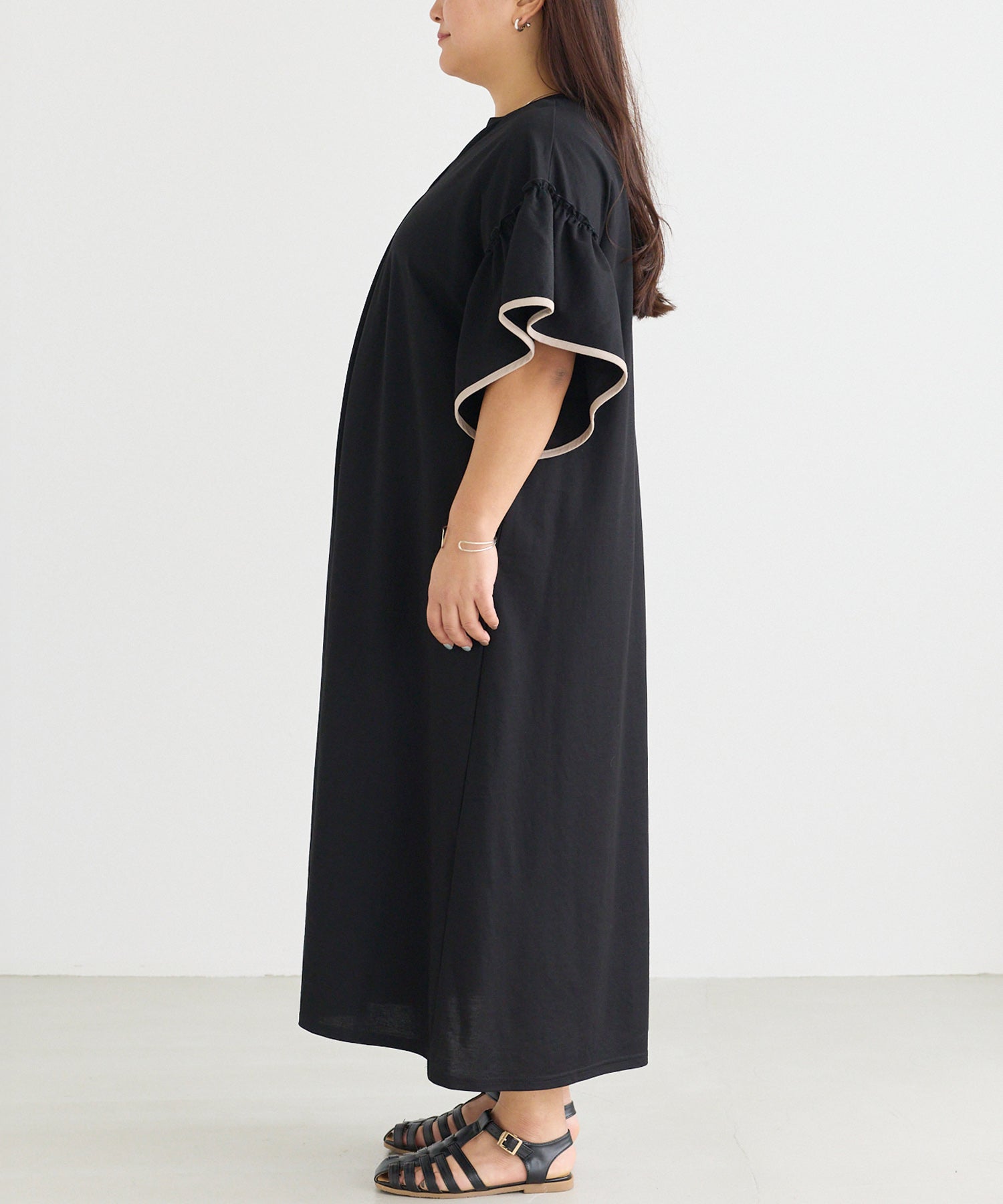 サイド　model:161cm 着用サイズ:3L