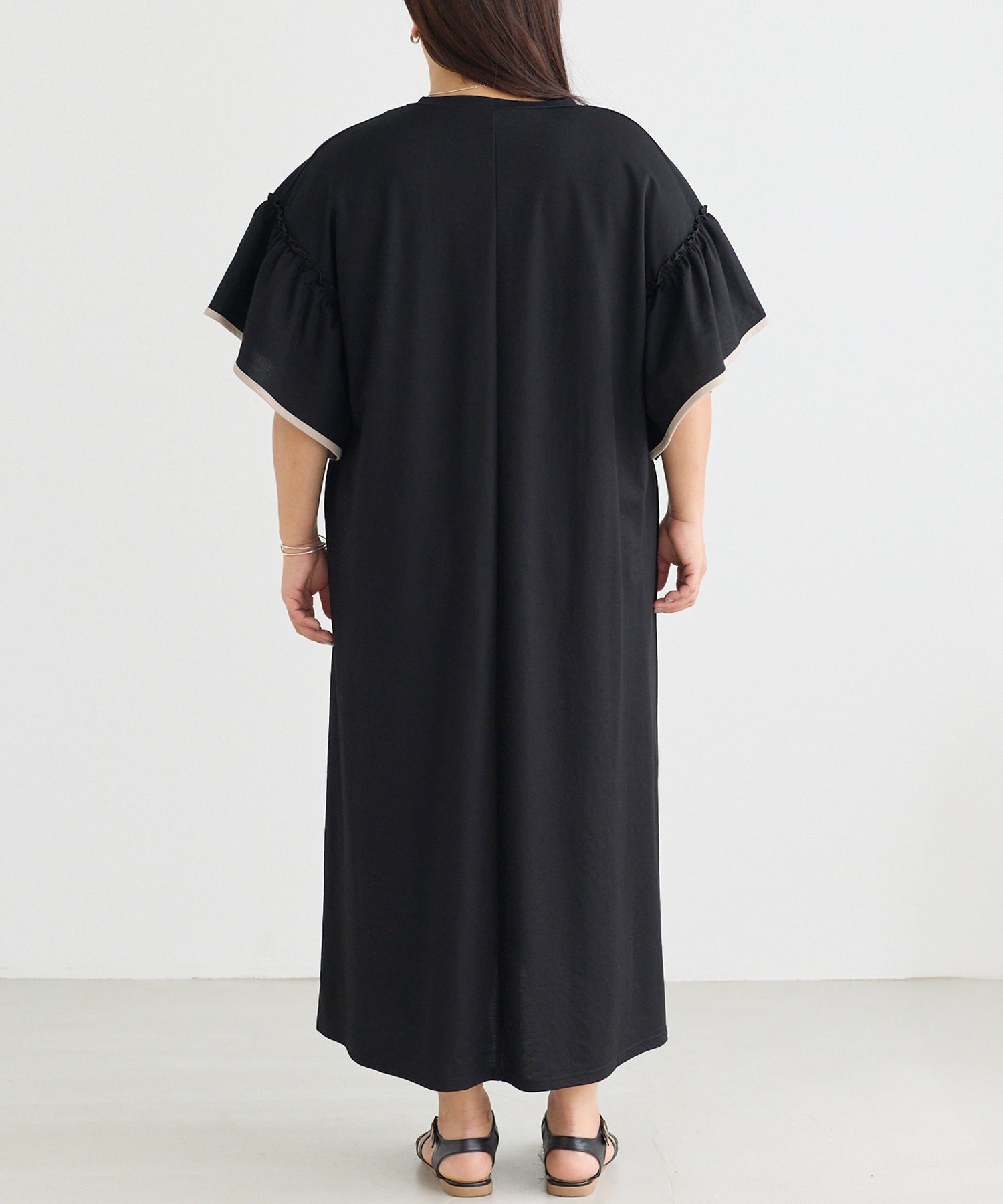 バック　model:161cm 着用サイズ:3L