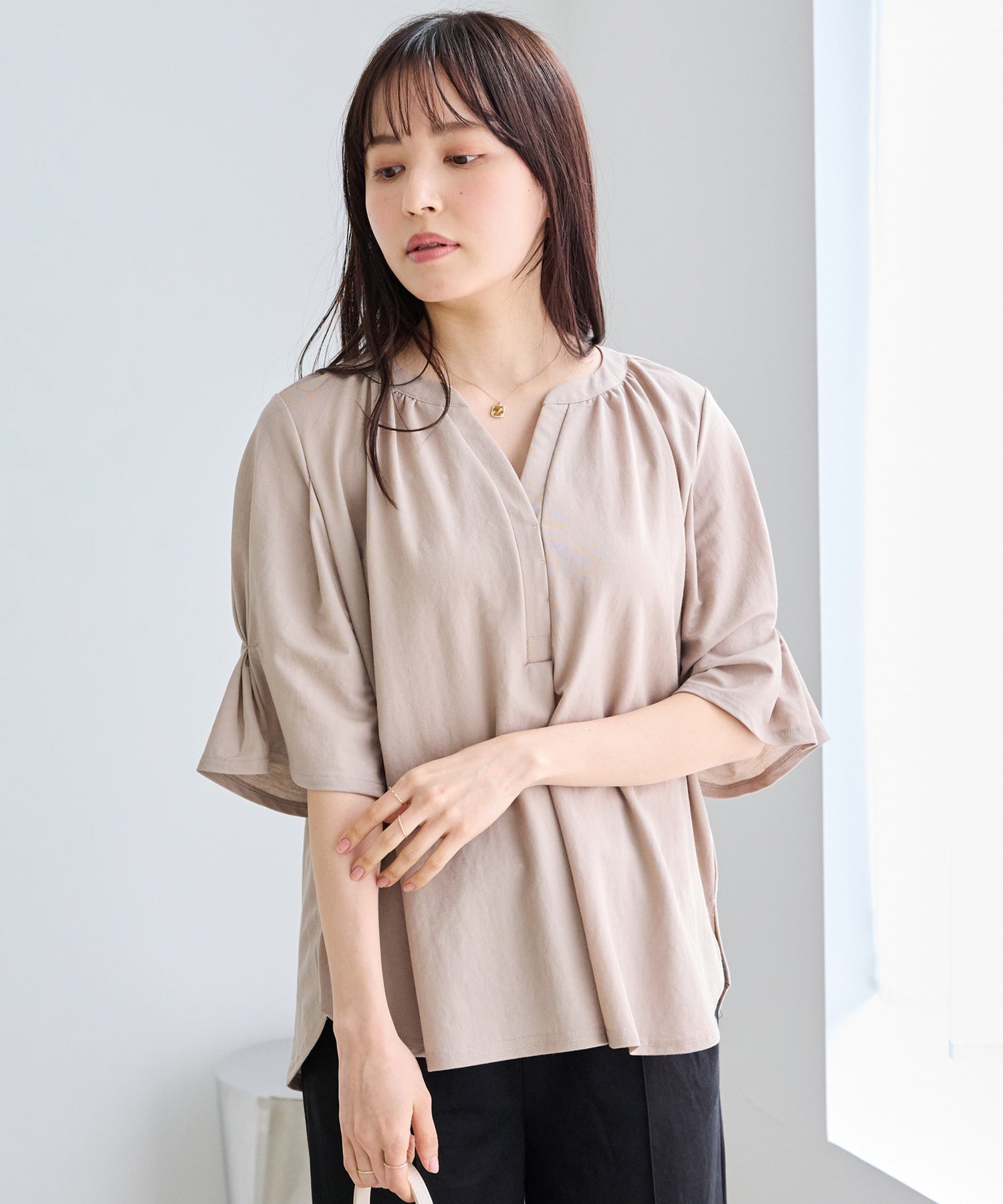 ベージュ　model:163cm 着用サイズ:M