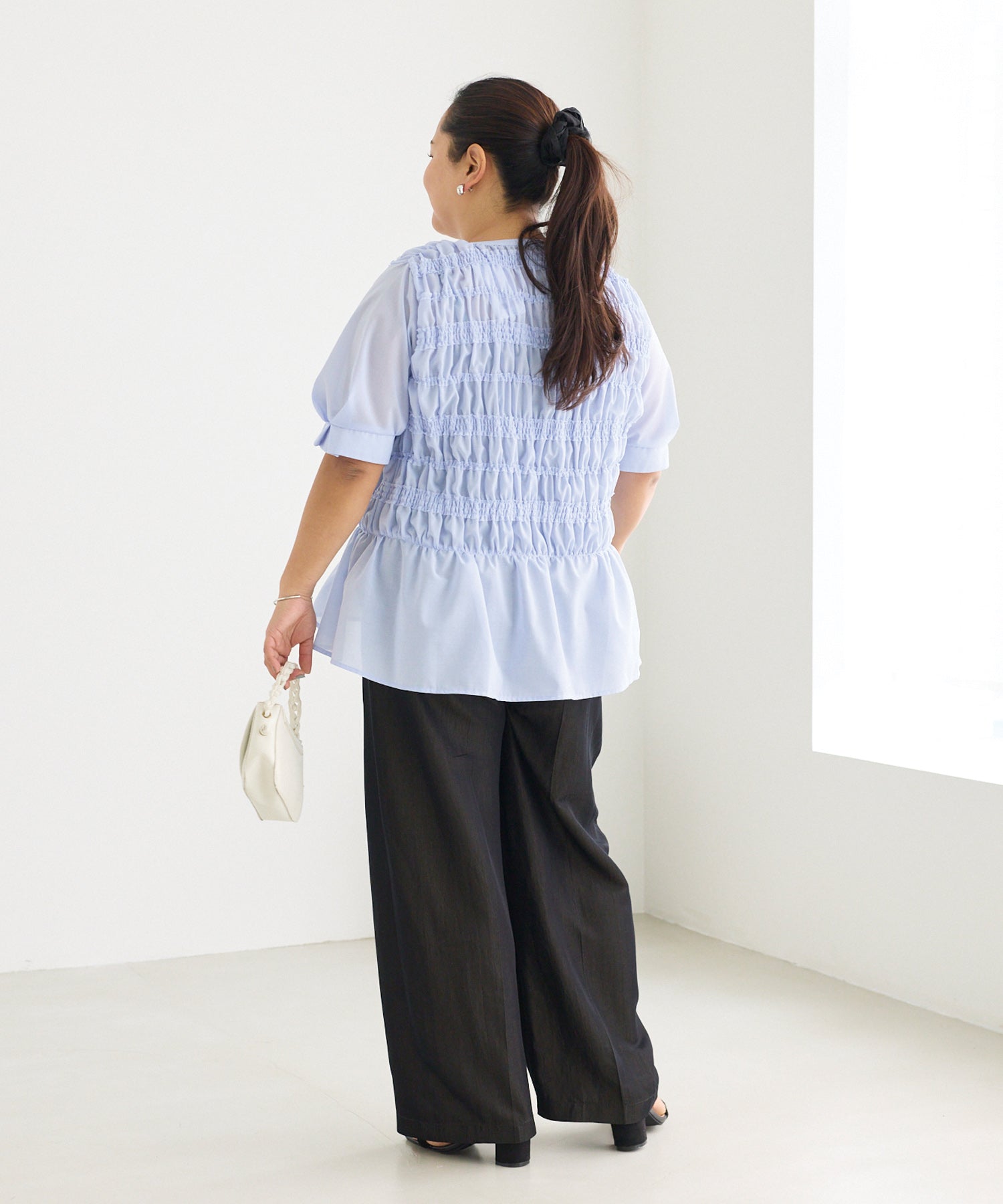ブルー　model:161cm 着用サイズ:3L