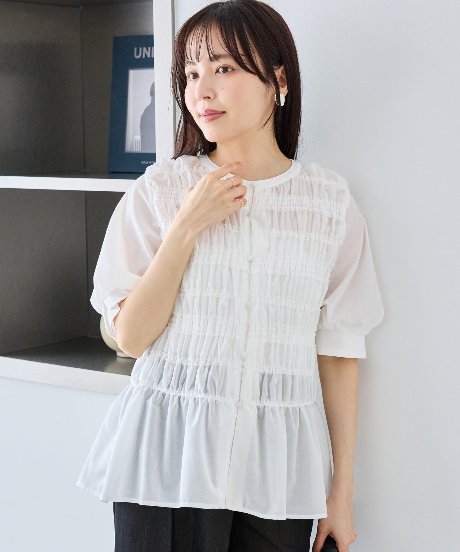 オフホワイト　model:163cm 着用サイズ:M