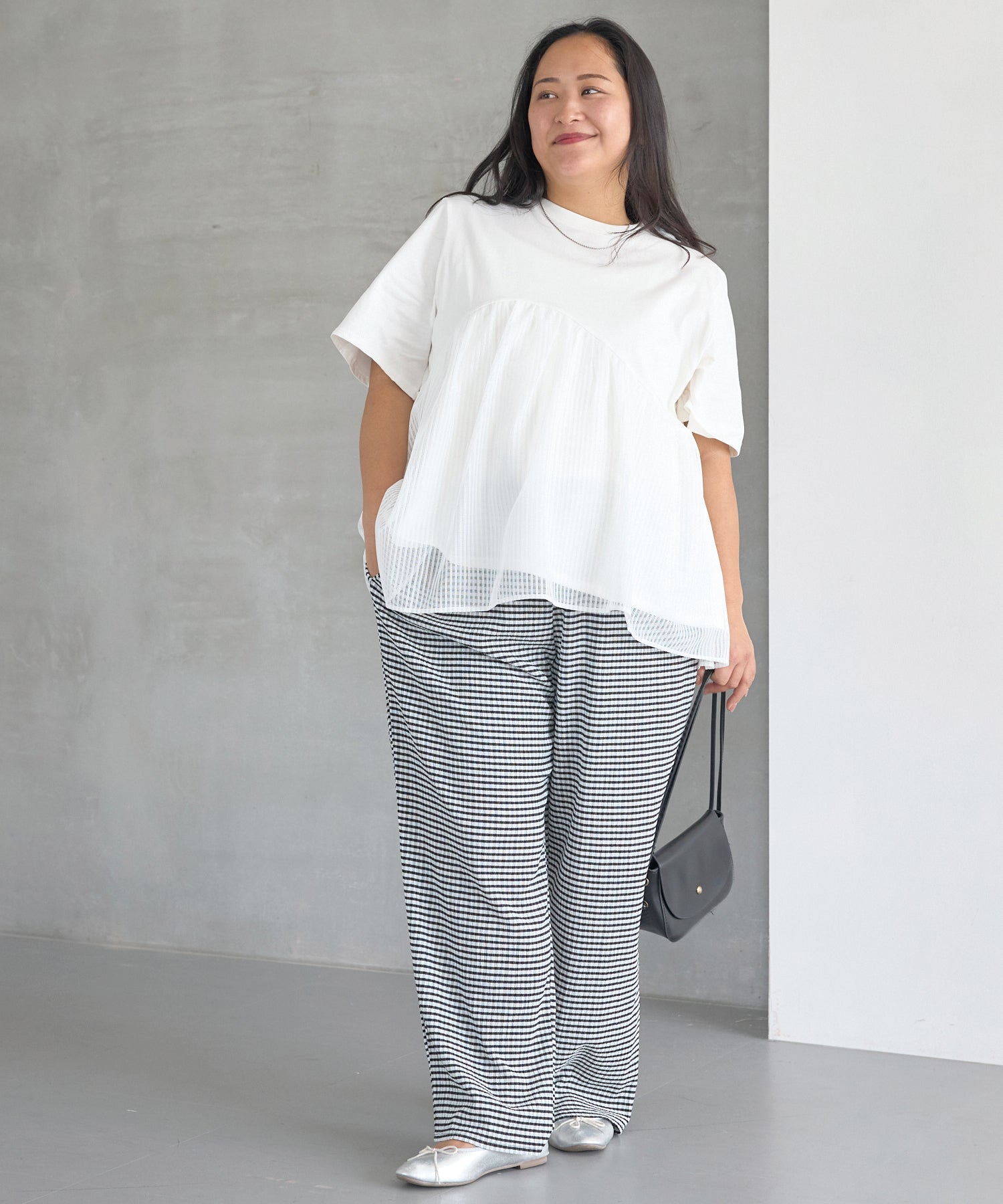 オフホワイト　model:161cm 着用サイズ:3L