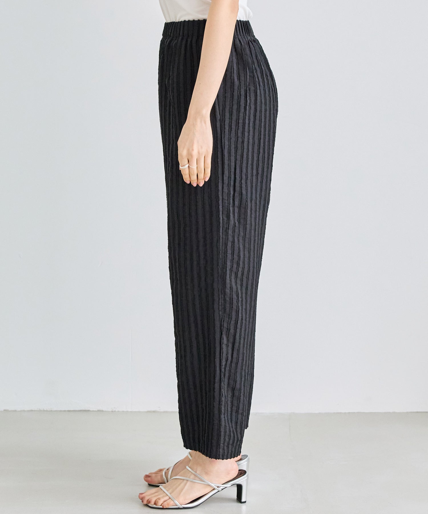 サイド　model:163cm 着用サイズ:M