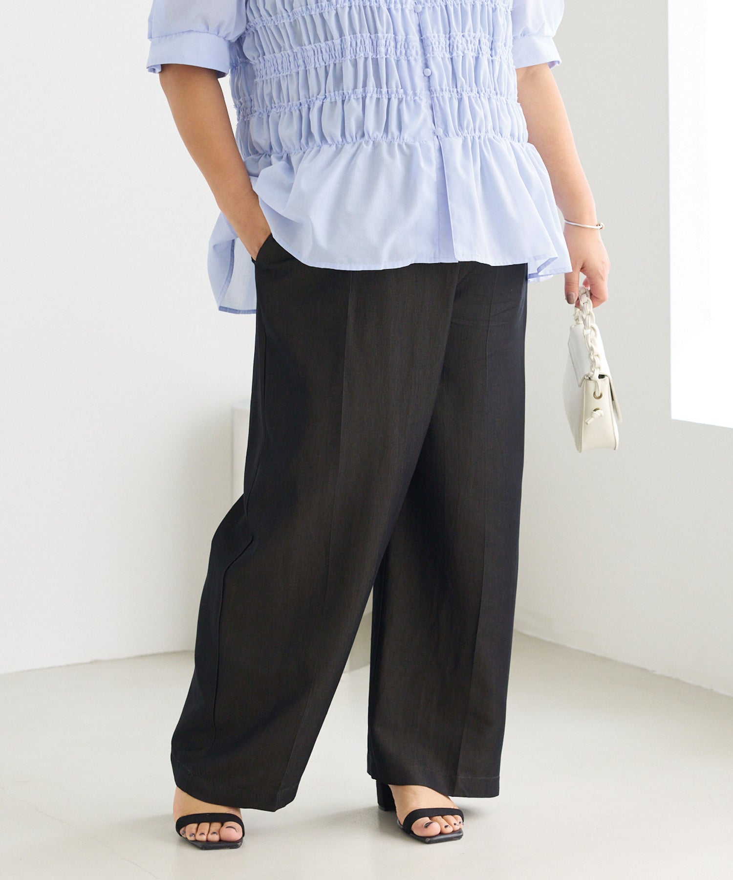 ブラック　model:161cm 着用サイズ:3L