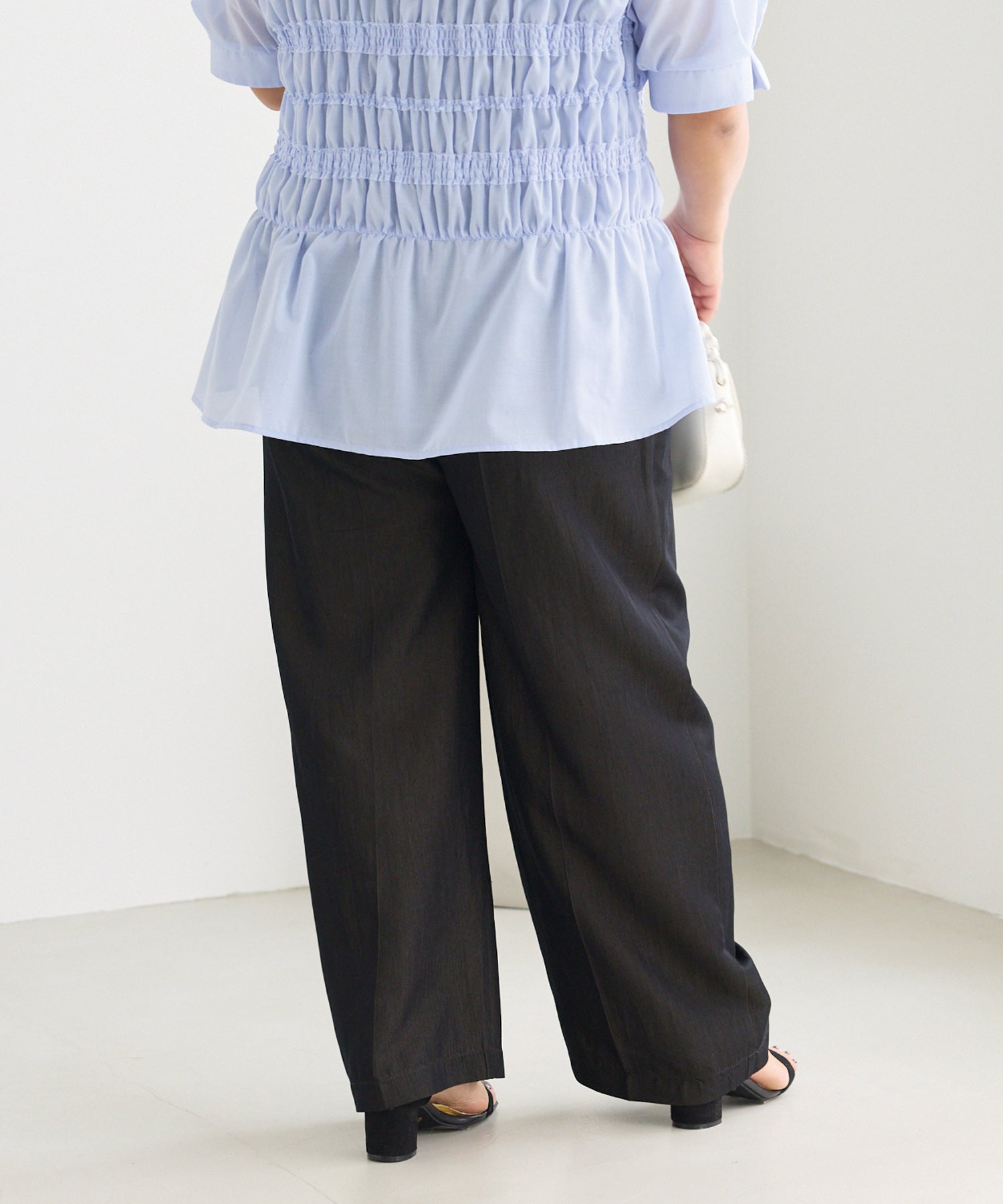 ブラック　model:161cm 着用サイズ:3L