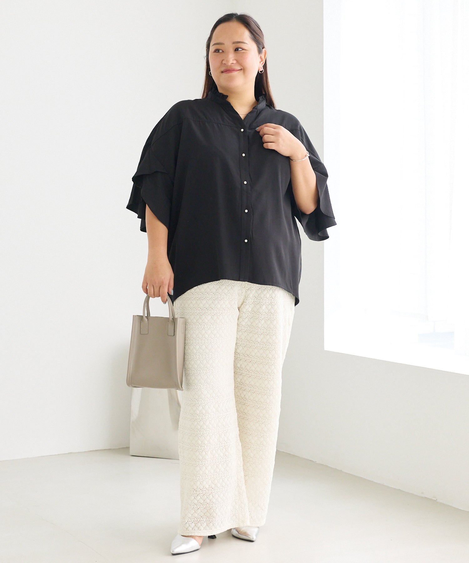 オフホワイト　model:161cm 着用サイズ:3L