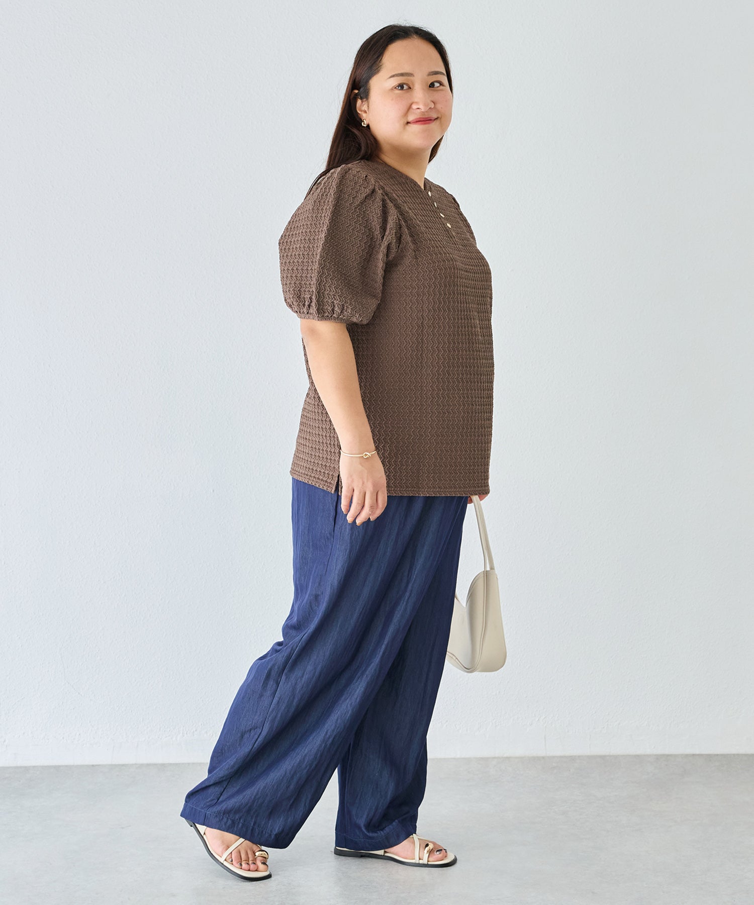ブラウン　model:161cm 着用サイズ:3L