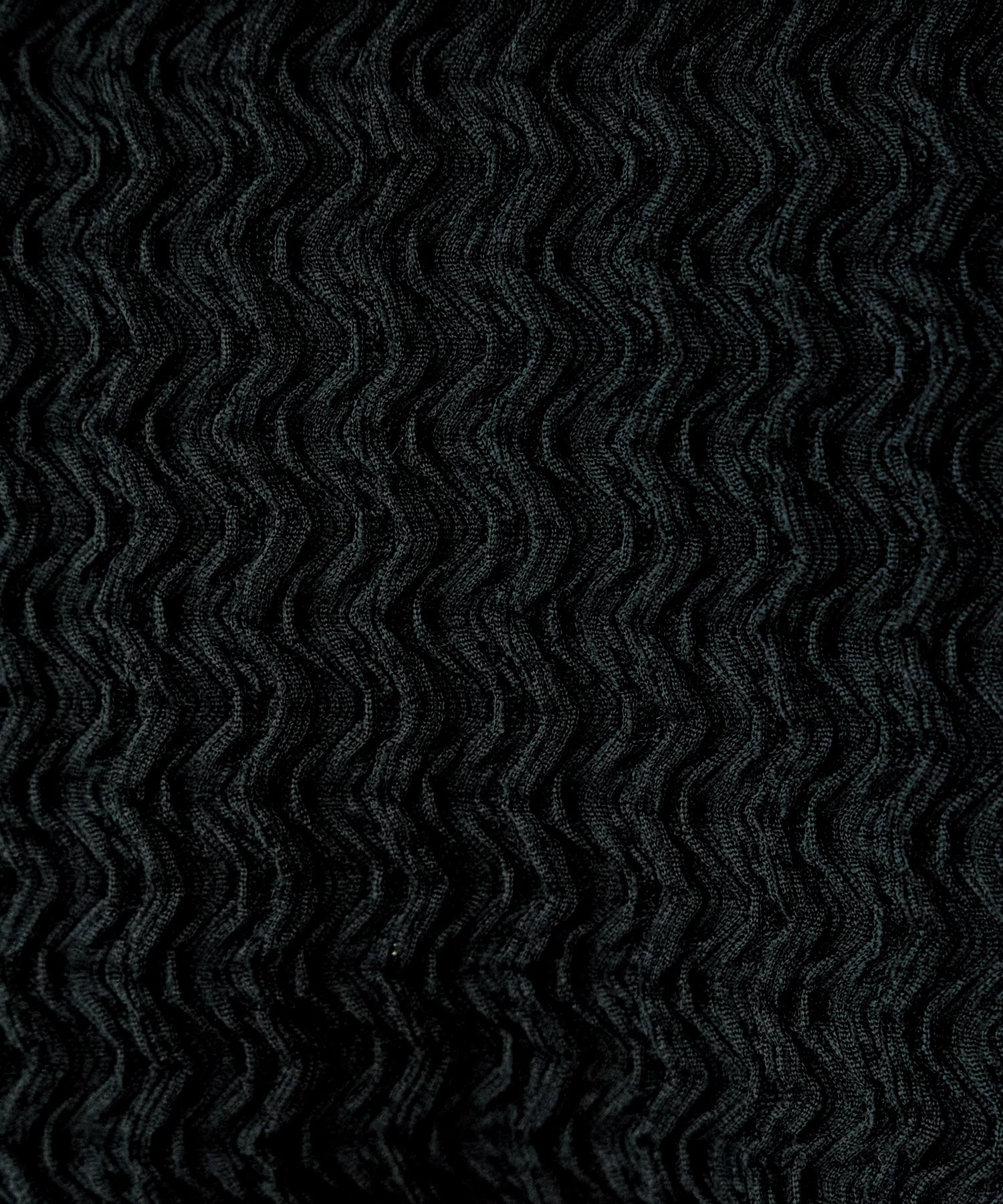ブラック
