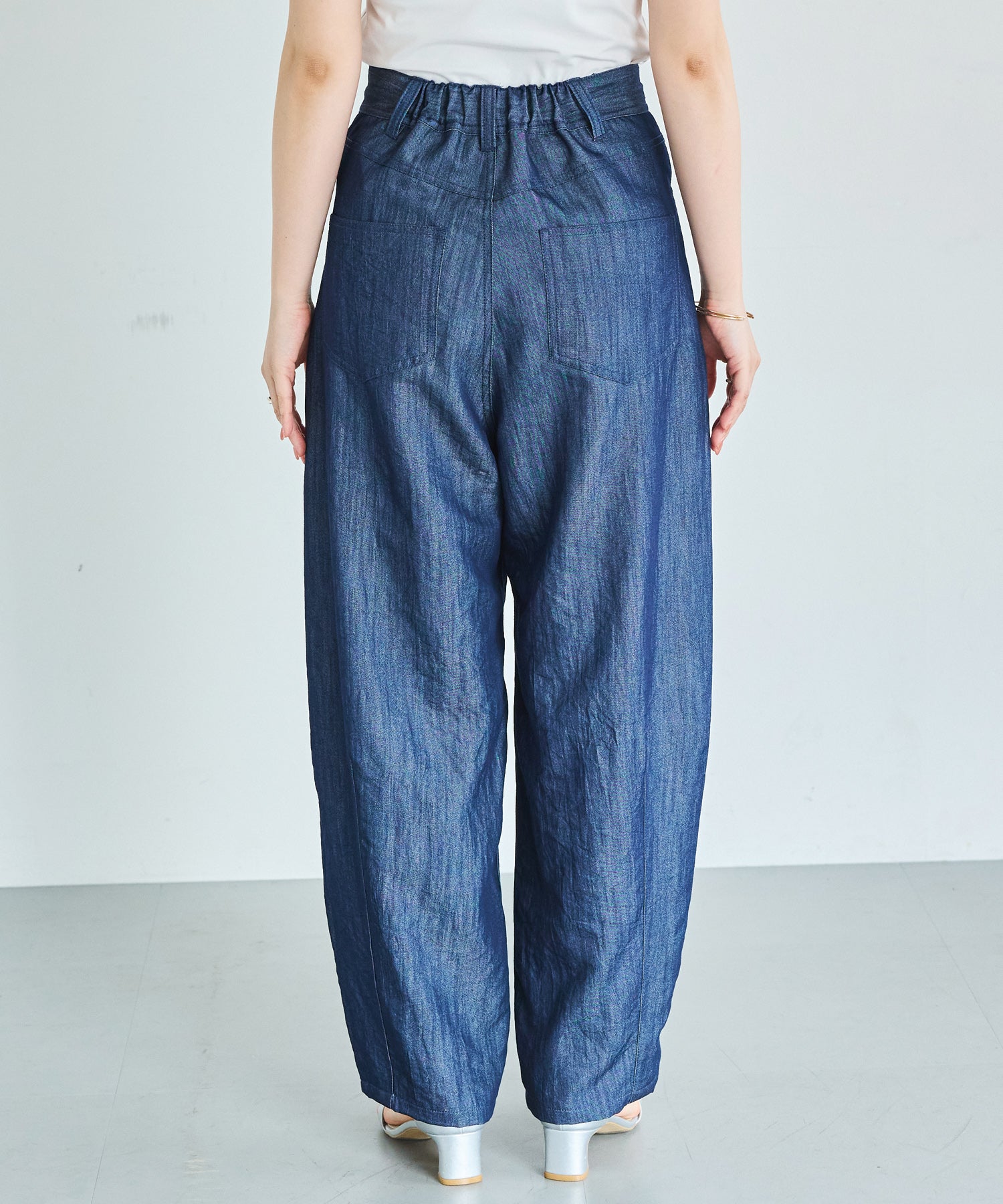 バック　model:156cm 着用サイズ:M
