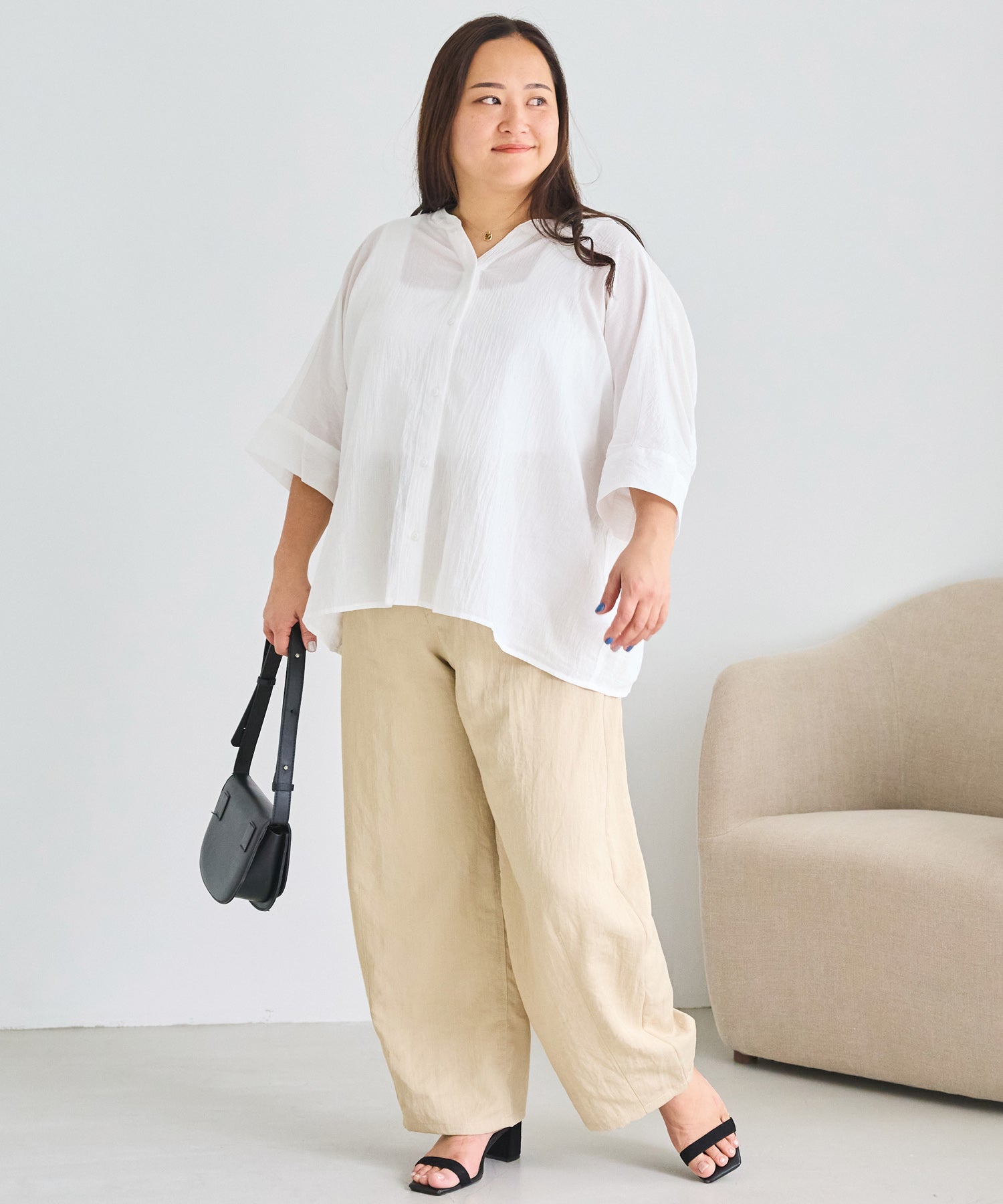 ベージュ　model:161cm 着用サイズ:3L