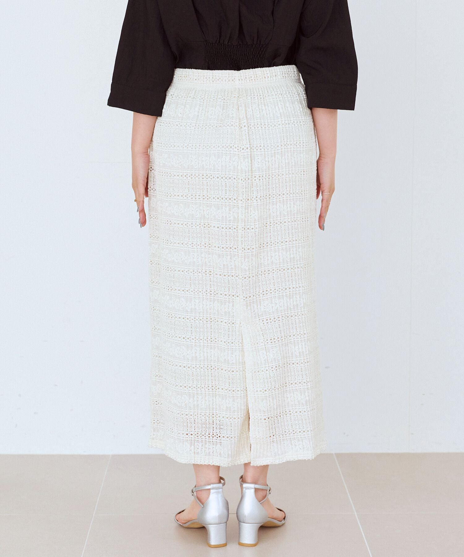 バック　model:156cm 着用サイズ:M