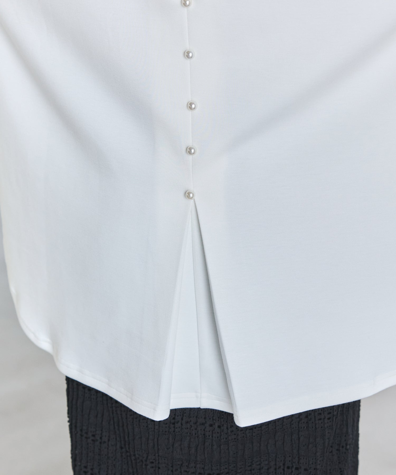 裾タックデザイン