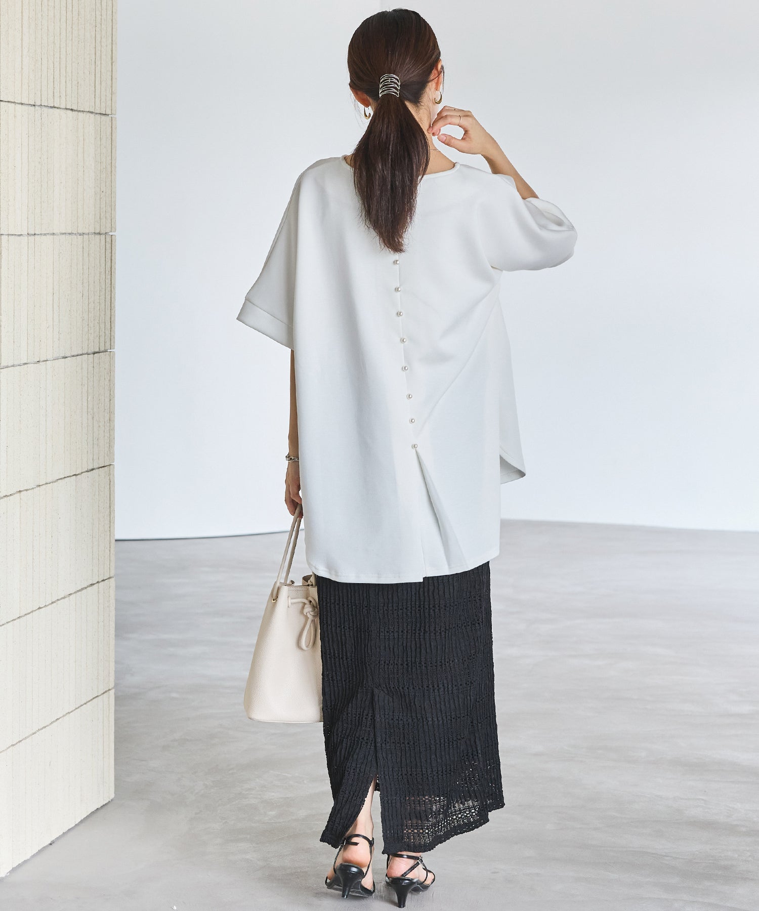 バックパールポンチプルオーバー